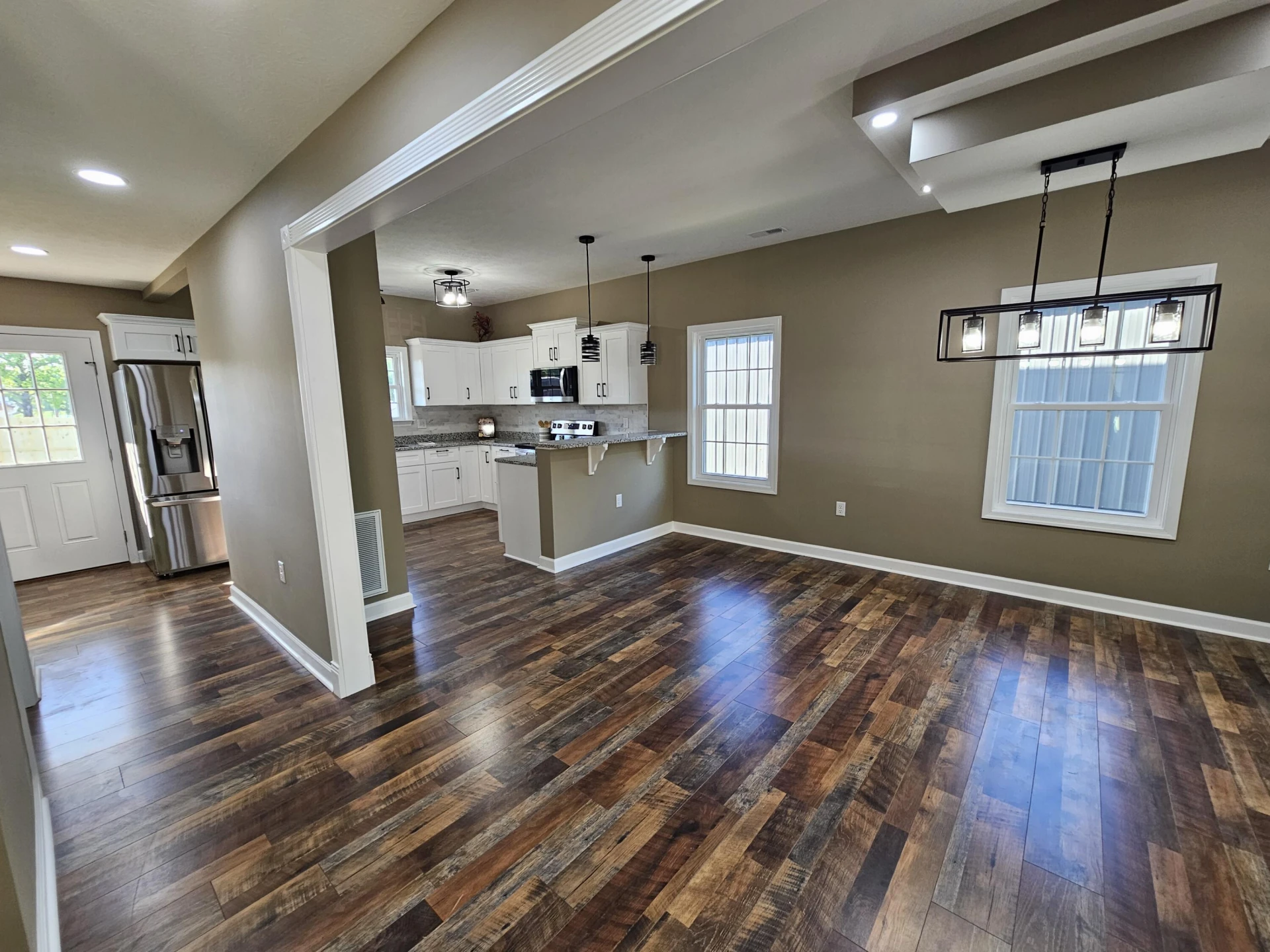1045 Woodland Ave - Photo 4