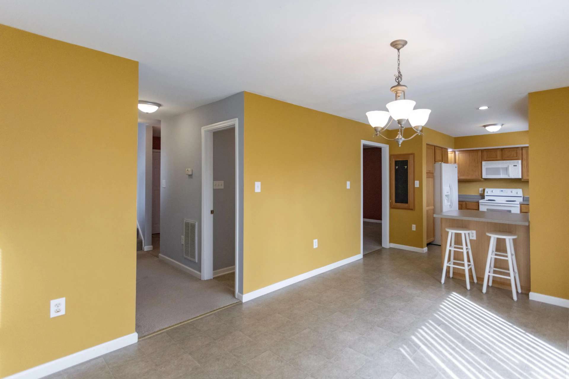20-1 Beverly Ct - Photo 8