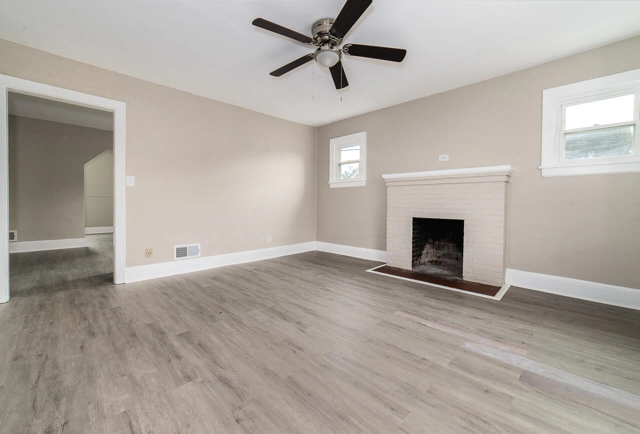 1215 Crescent St NW - Photo 10