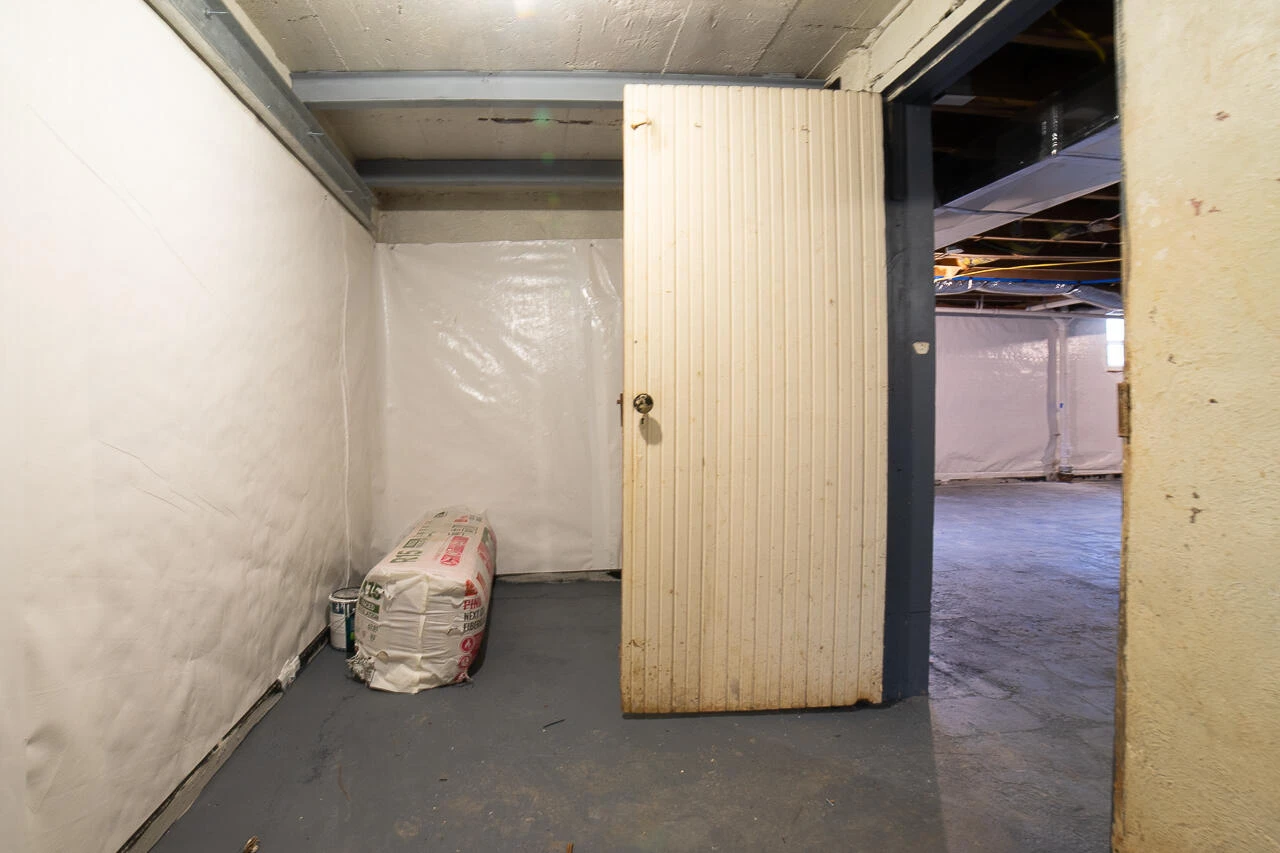 1215 Crescent St NW - Photo 35
