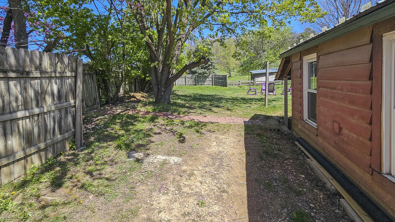 775 Newport Rd - Photo 54