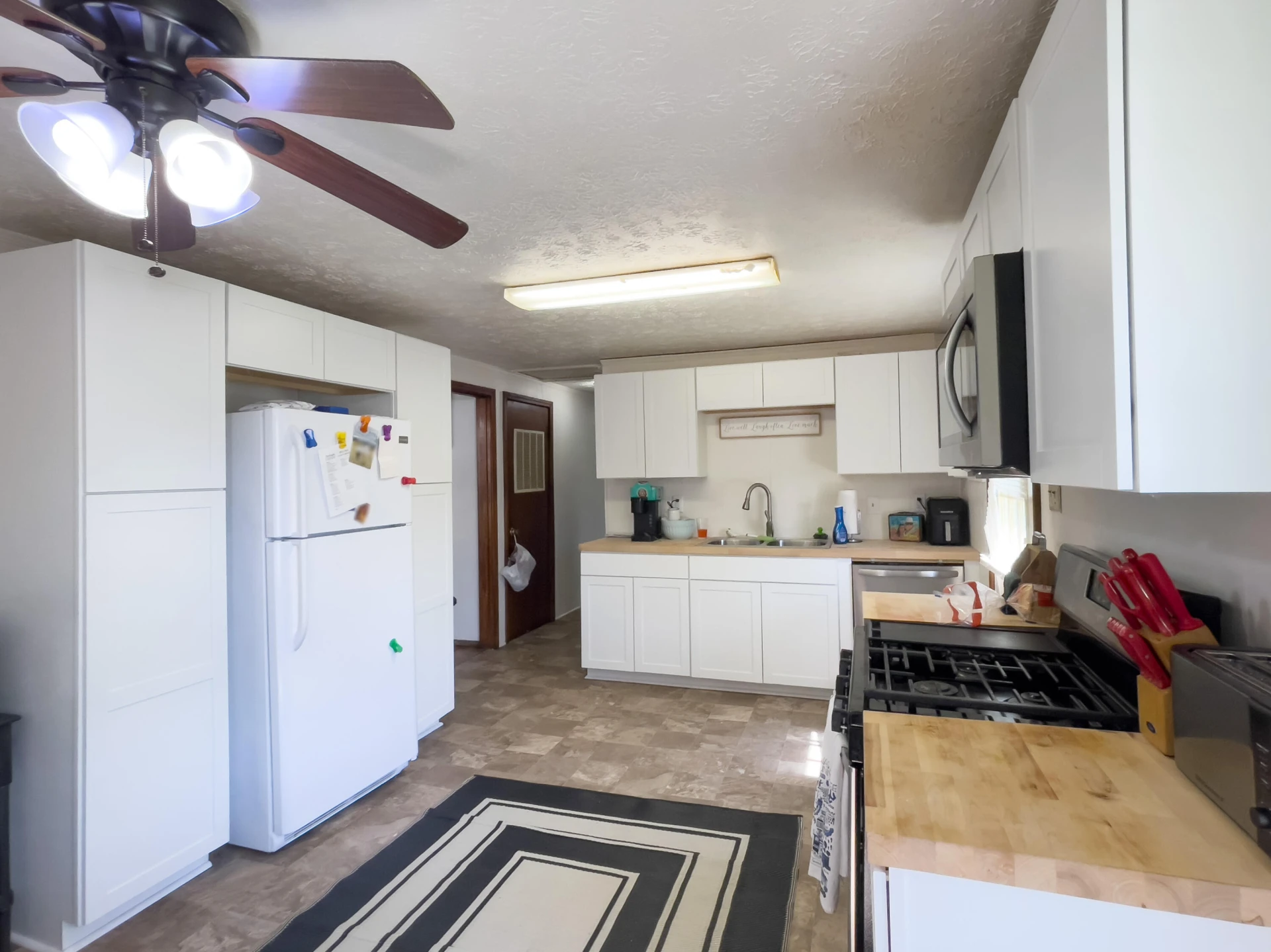 108 Moore St - Photo 4