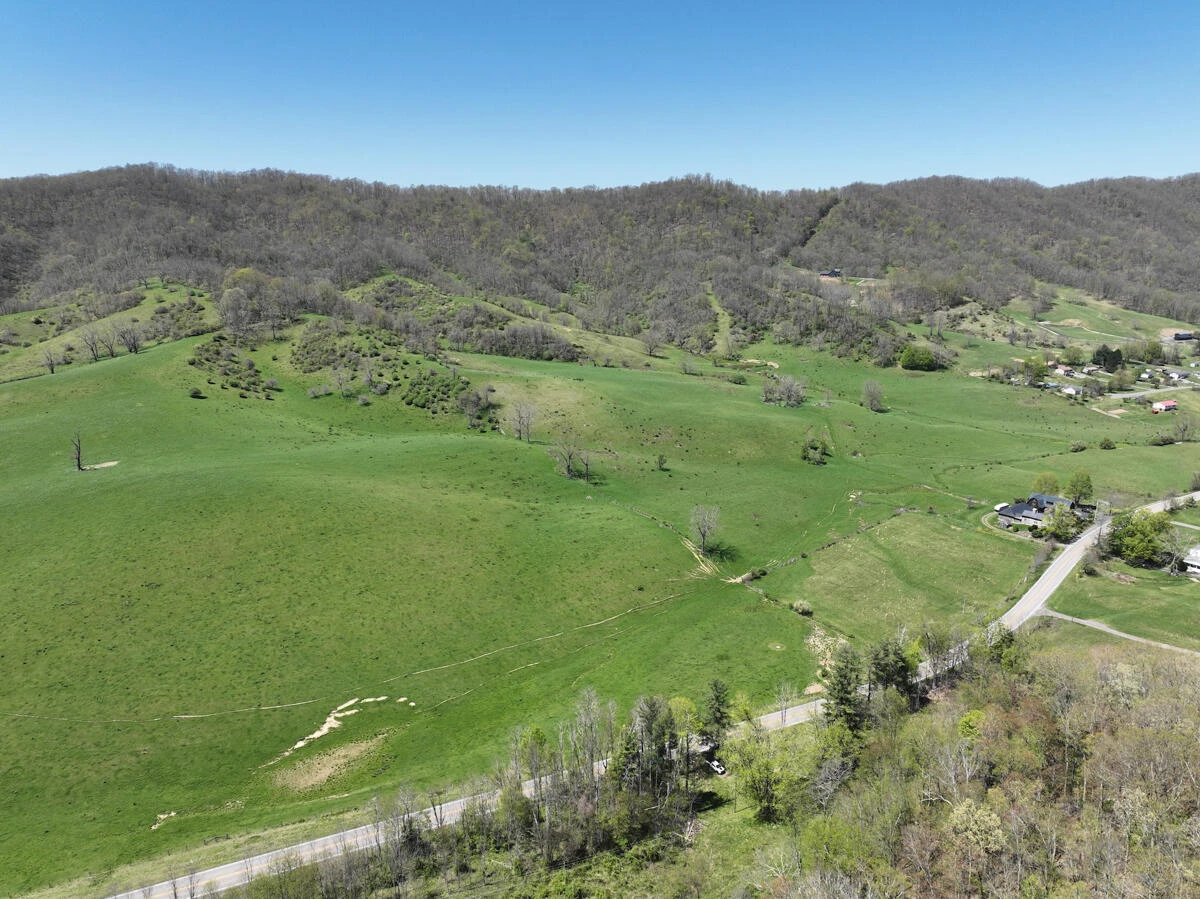 1120 Sam Snead Highway - Photo 25