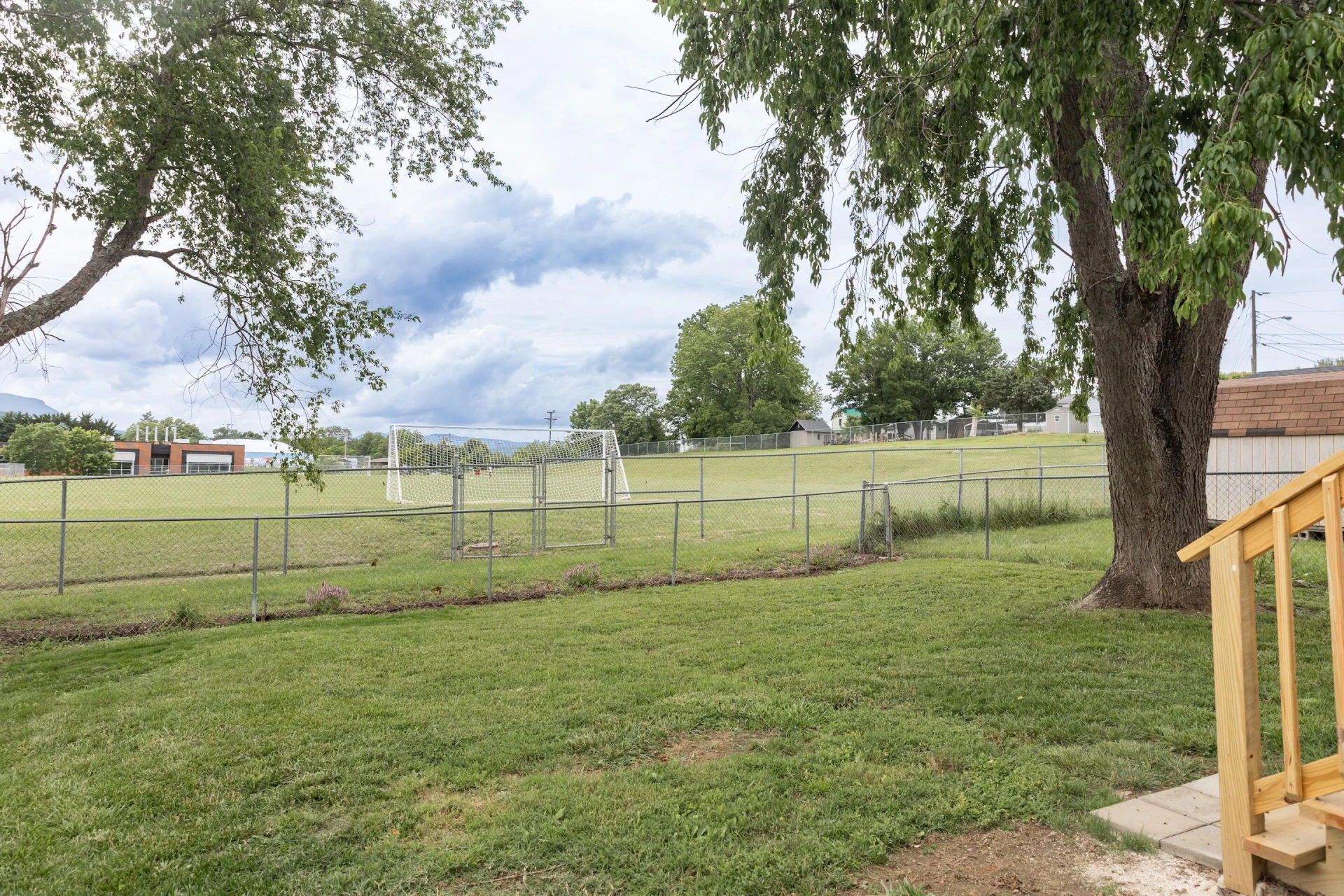 519 Arpia St - Photo 42