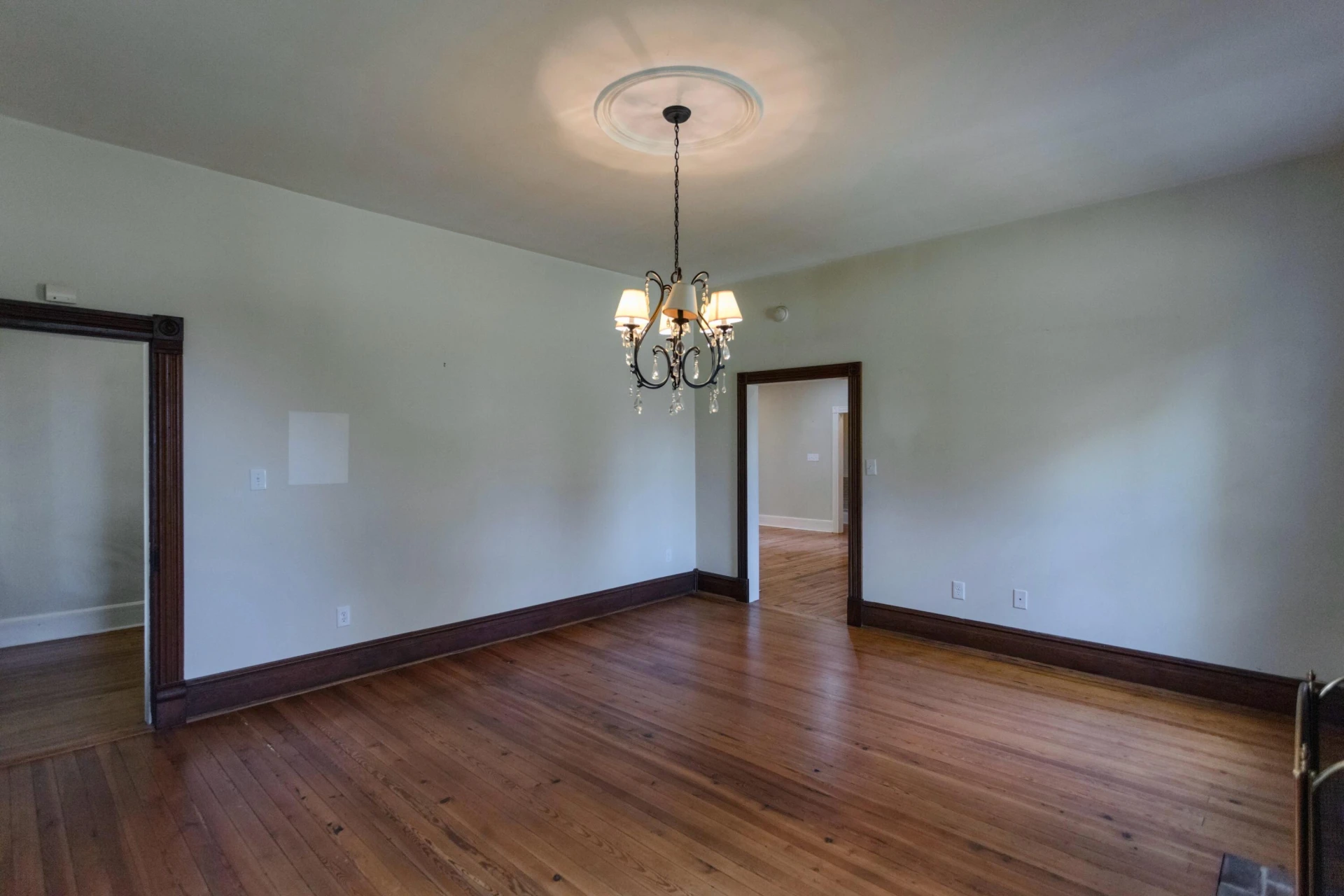 8029 N Lee Highway - Photo 10