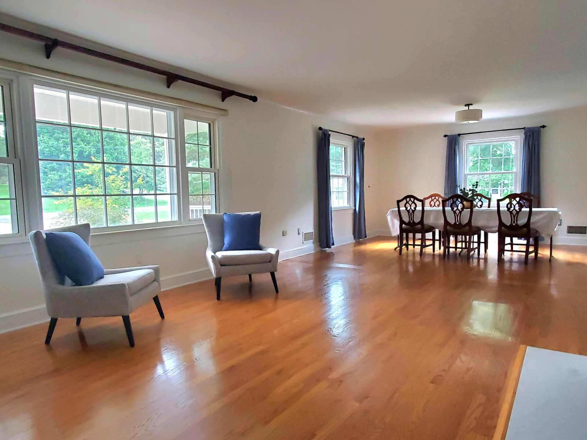 903 Bowyer Ln - Photo 11