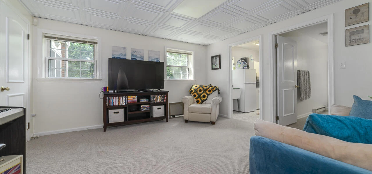 903 Bowyer Ln - Photo 38