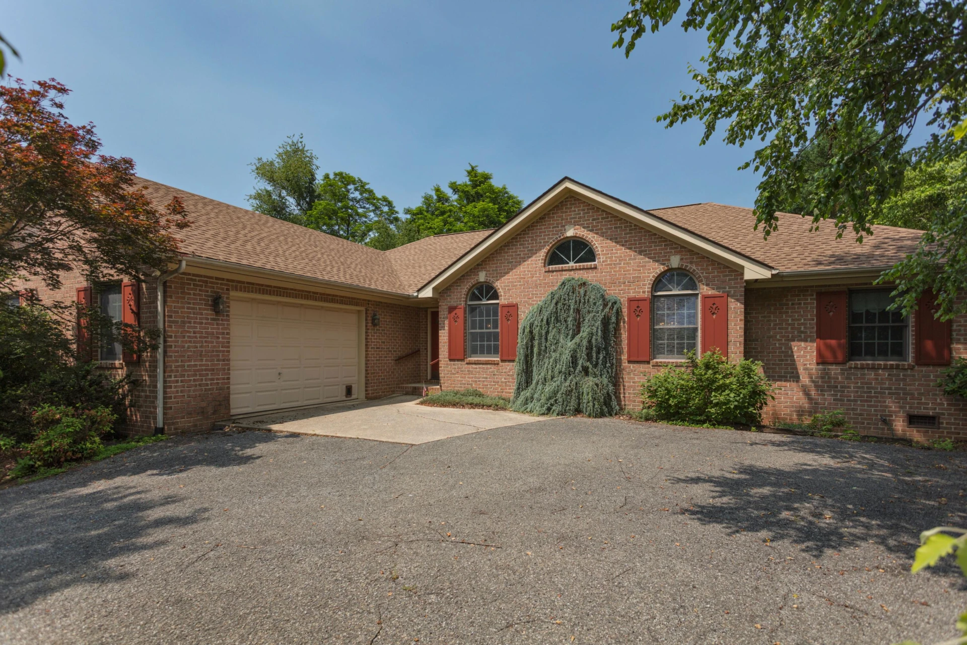 26 High Meadow Dr