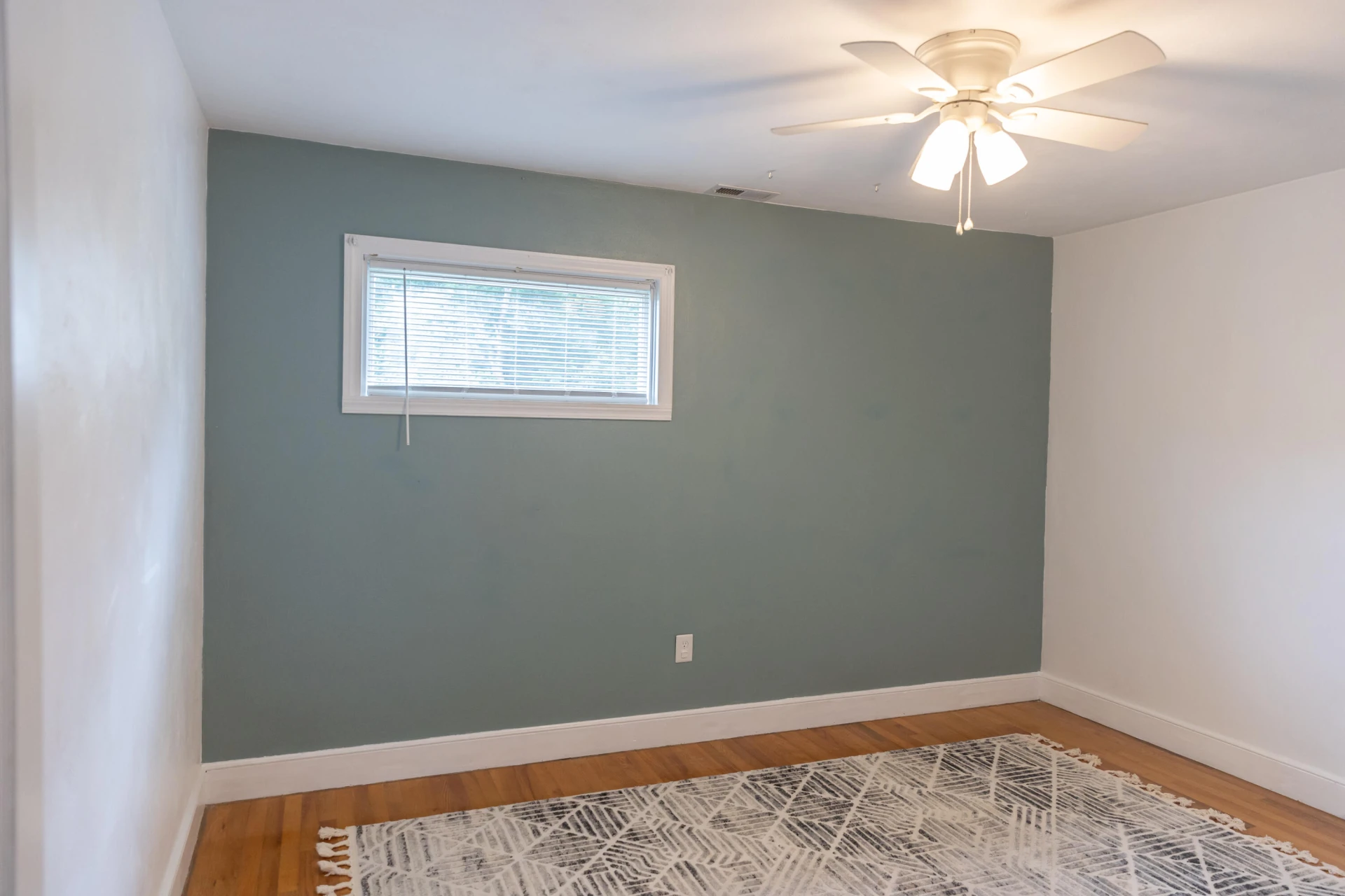629 Orchard Ave - Photo 22
