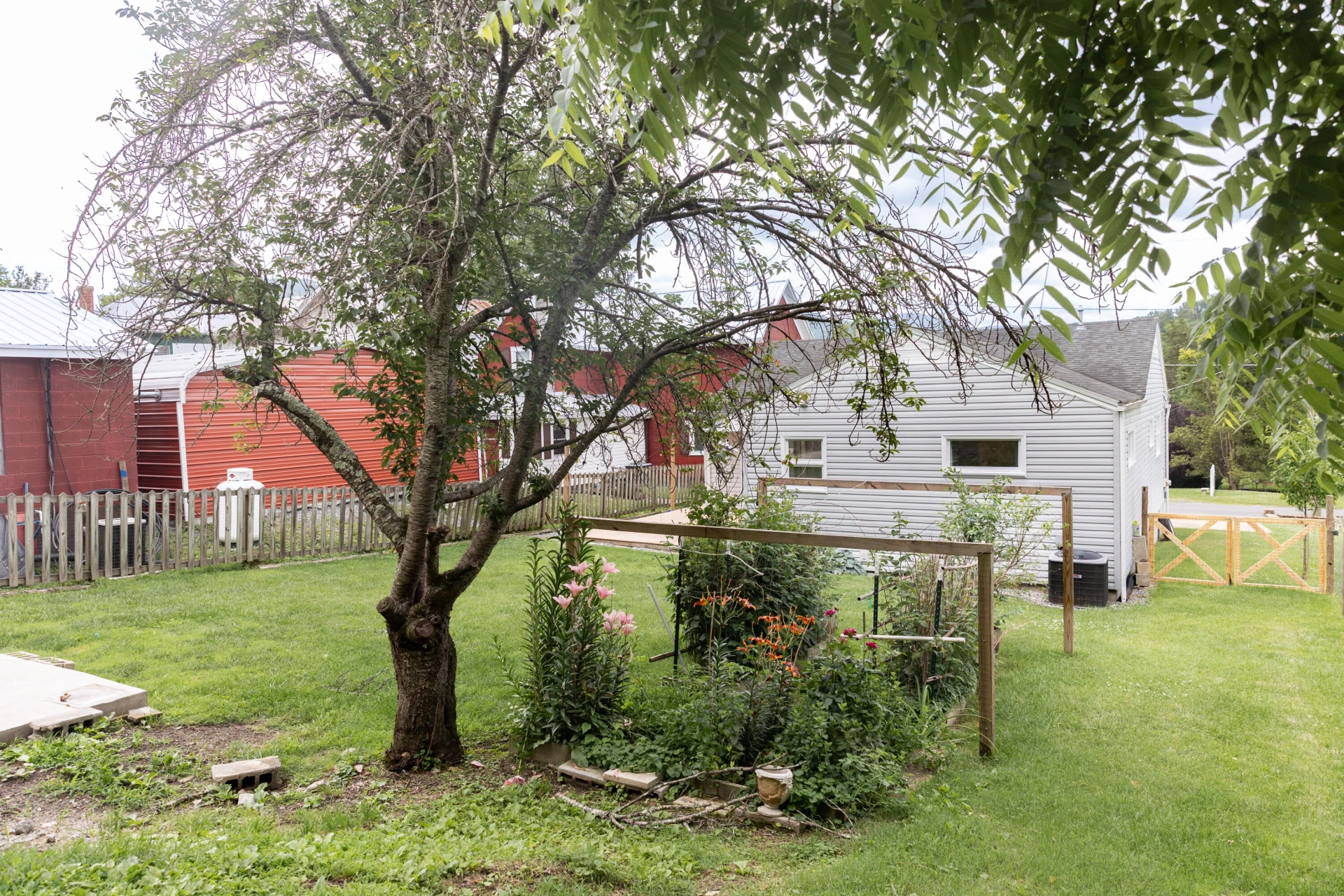 629 Orchard Ave - Photo 38