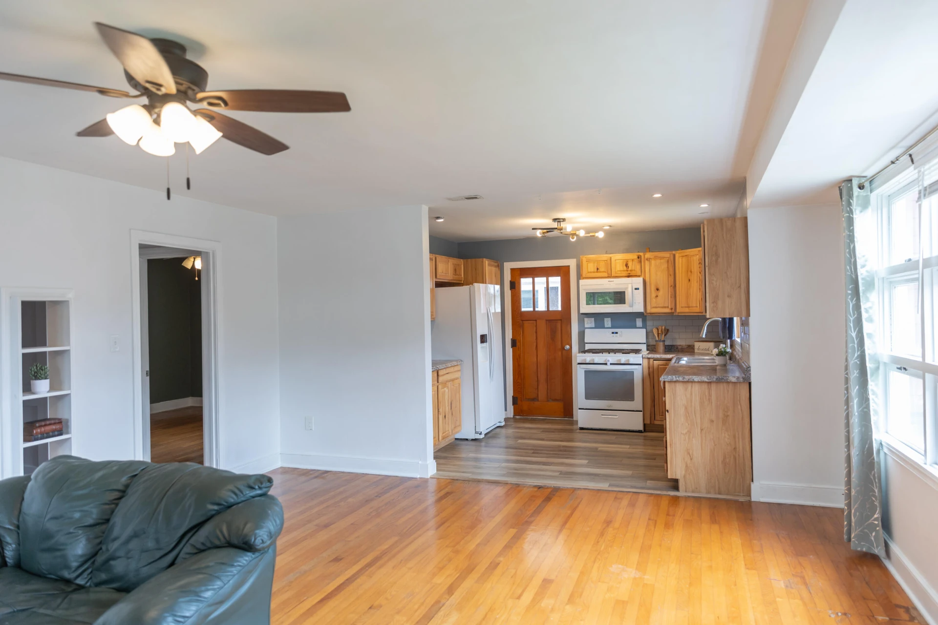 629 Orchard Ave - Photo 5