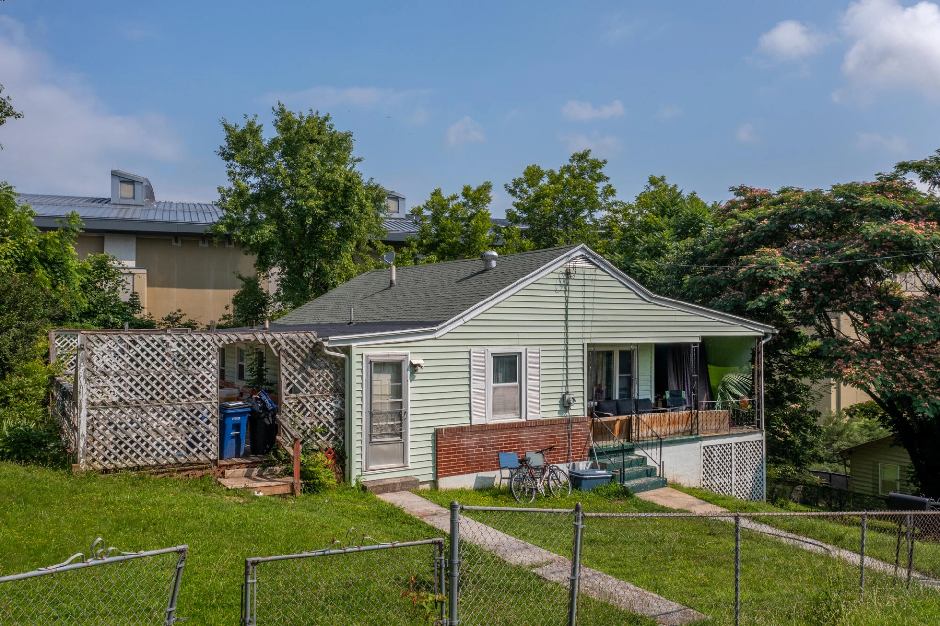 224 N Randolph St - Photo 4