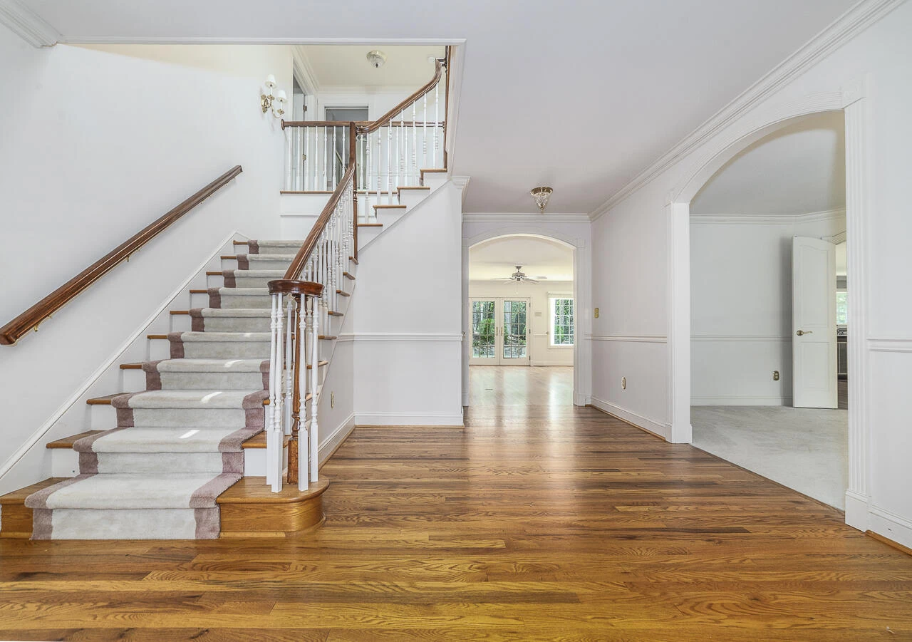 33 Edgewood Dr - Photo 3