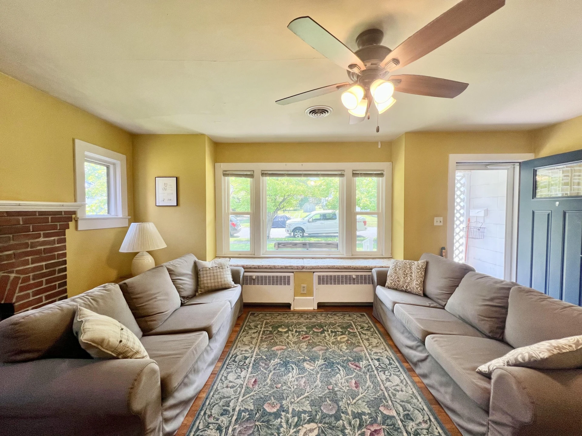 2445 Chestnut Ave - Photo 12