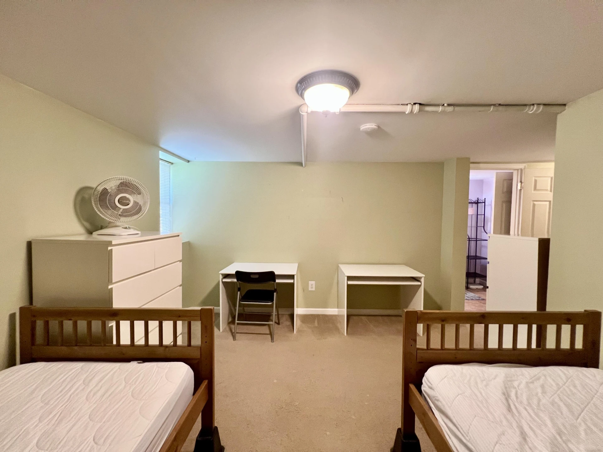 2445 Chestnut Ave - Photo 33