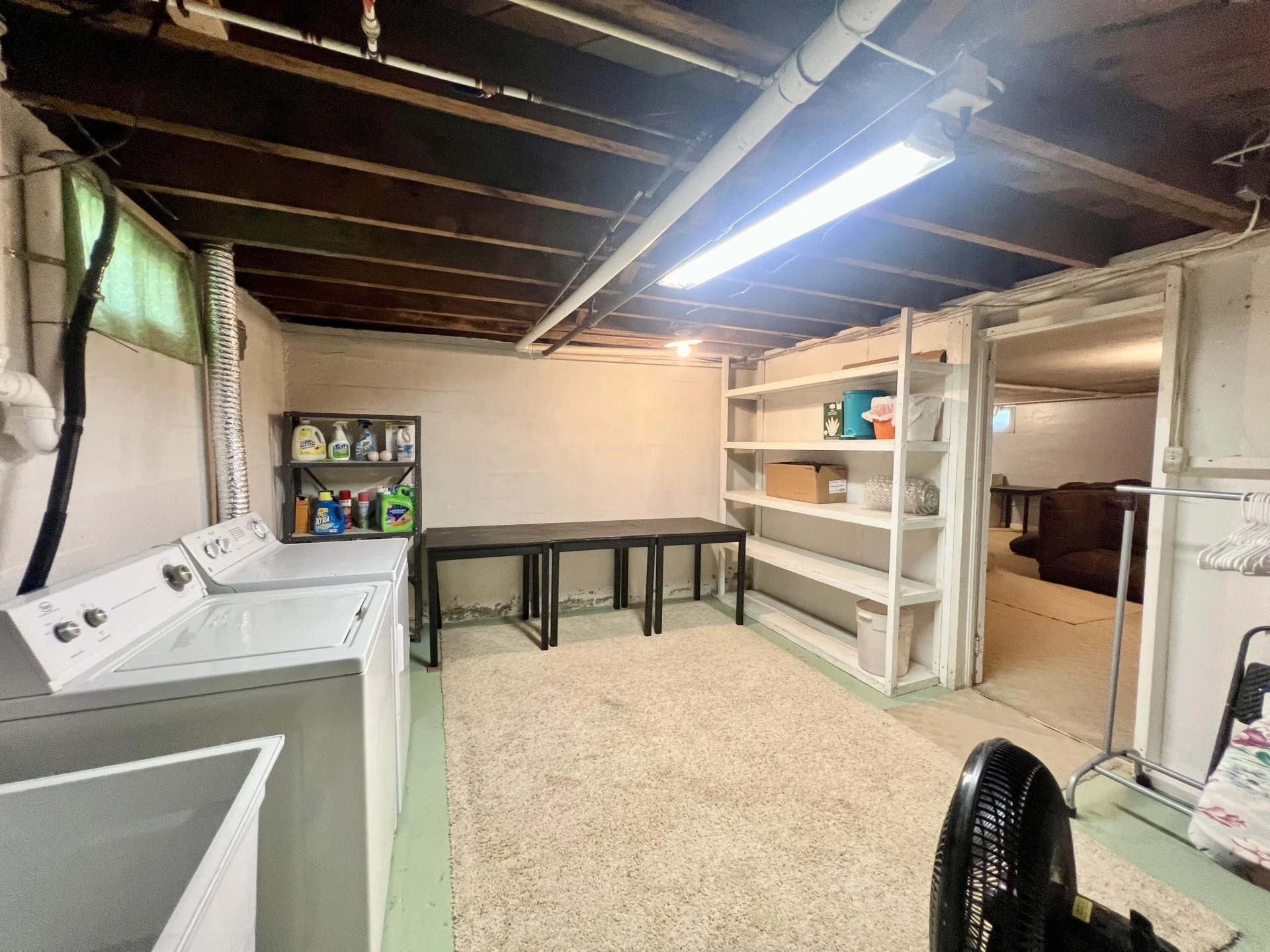 2445 Chestnut Ave - Photo 38