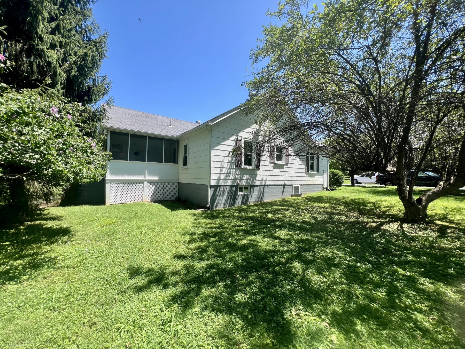 2445 Chestnut Ave - Photo 39