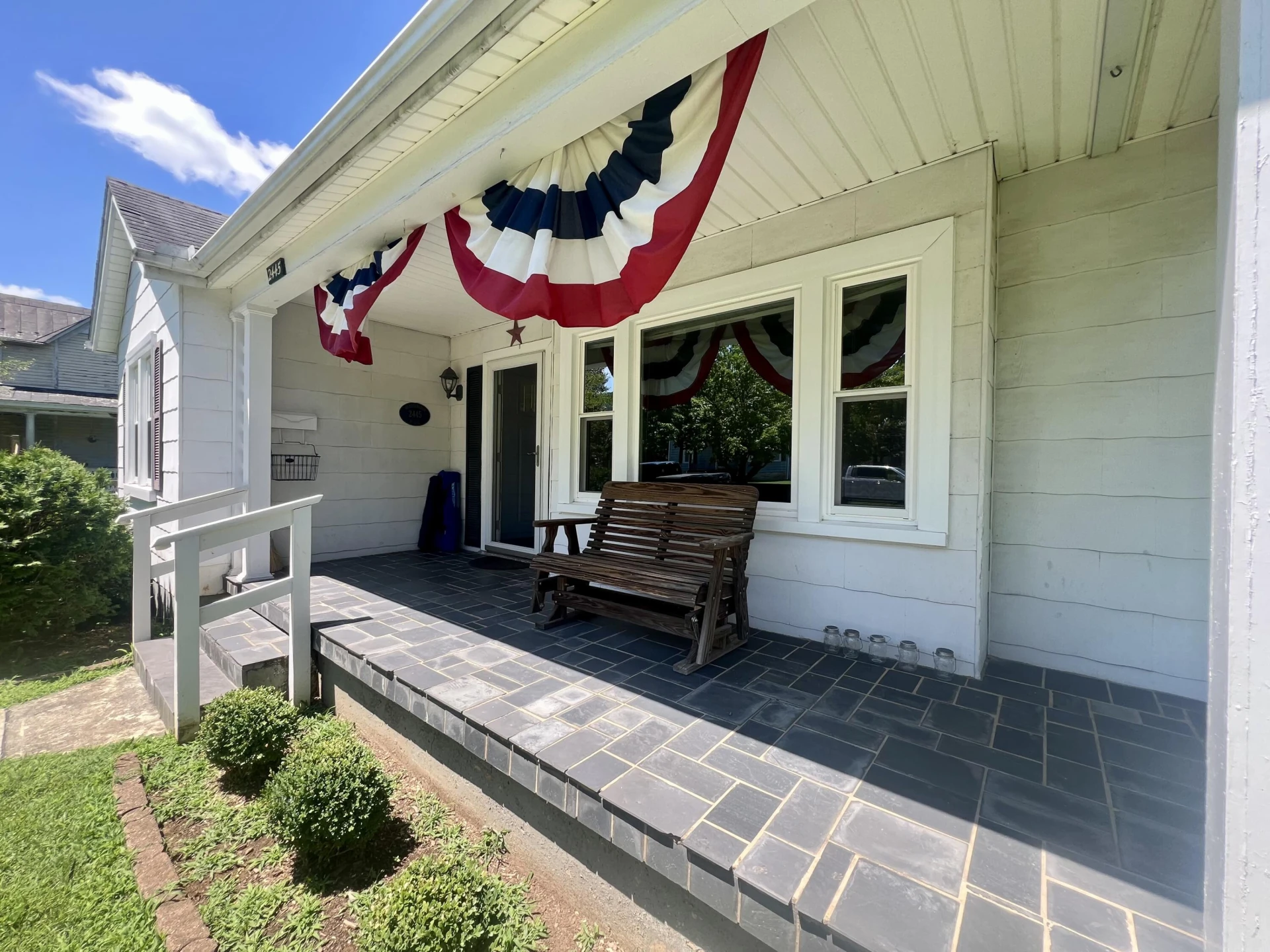 2445 Chestnut Ave - Photo 8