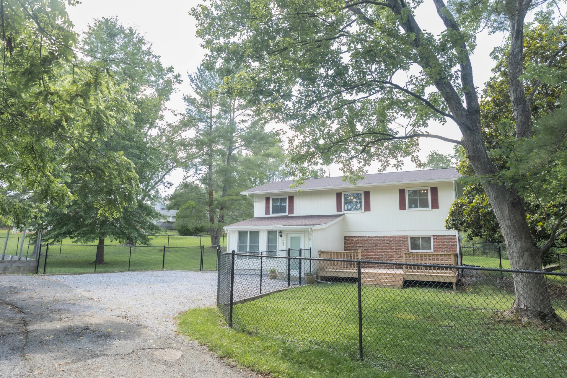 402 Confederate Cir - Photo 5