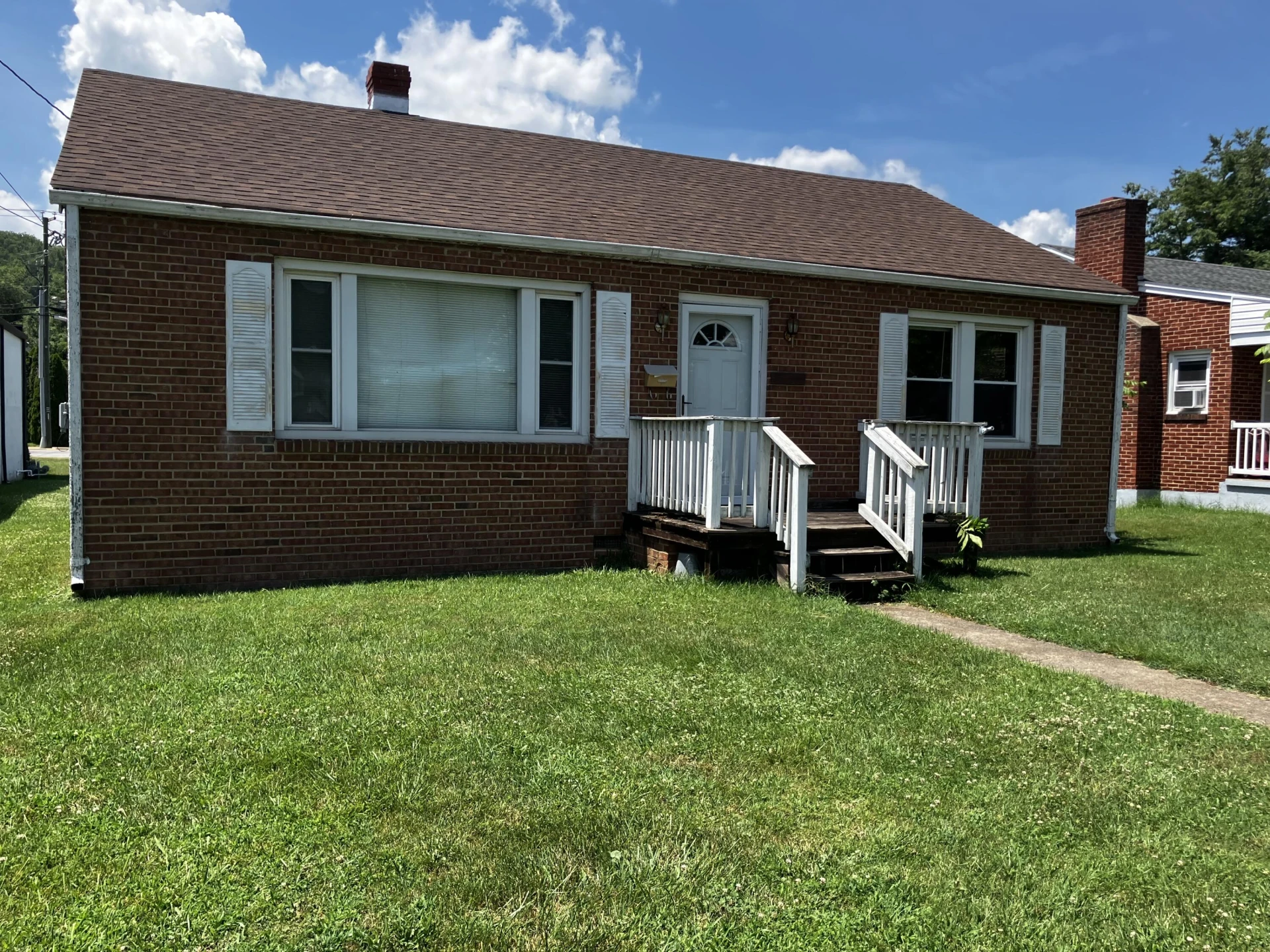 2327 Sycamore
