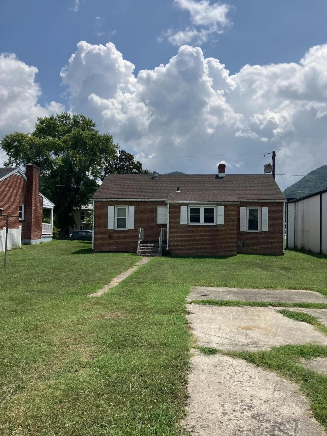 2327 Sycamore - Photo 13
