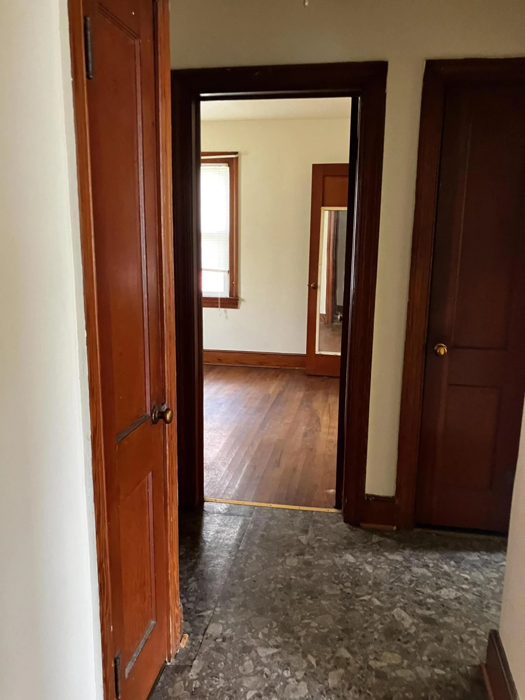 2327 Sycamore - Photo 7