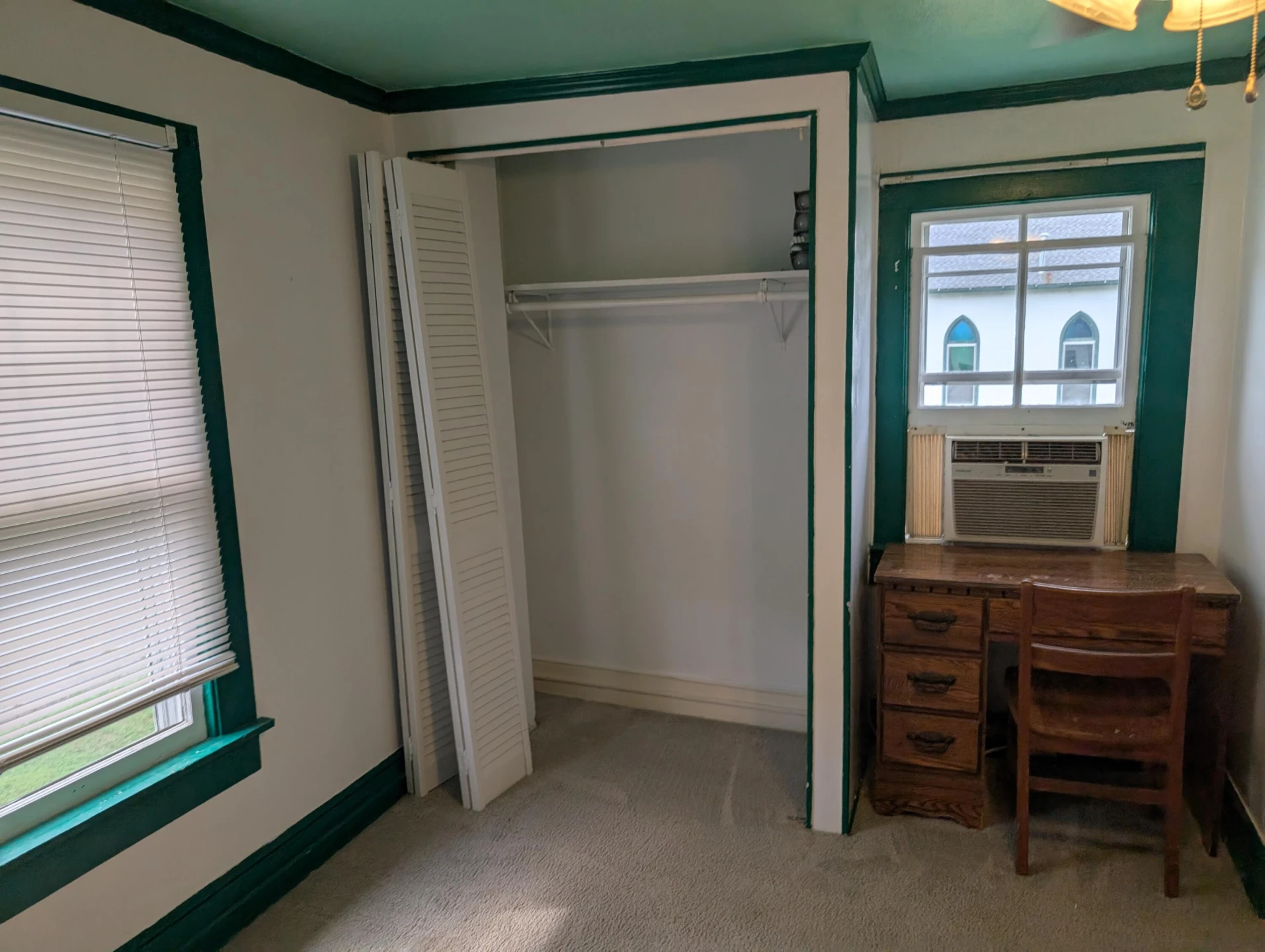 2440 Ivy Ave - Photo 9
