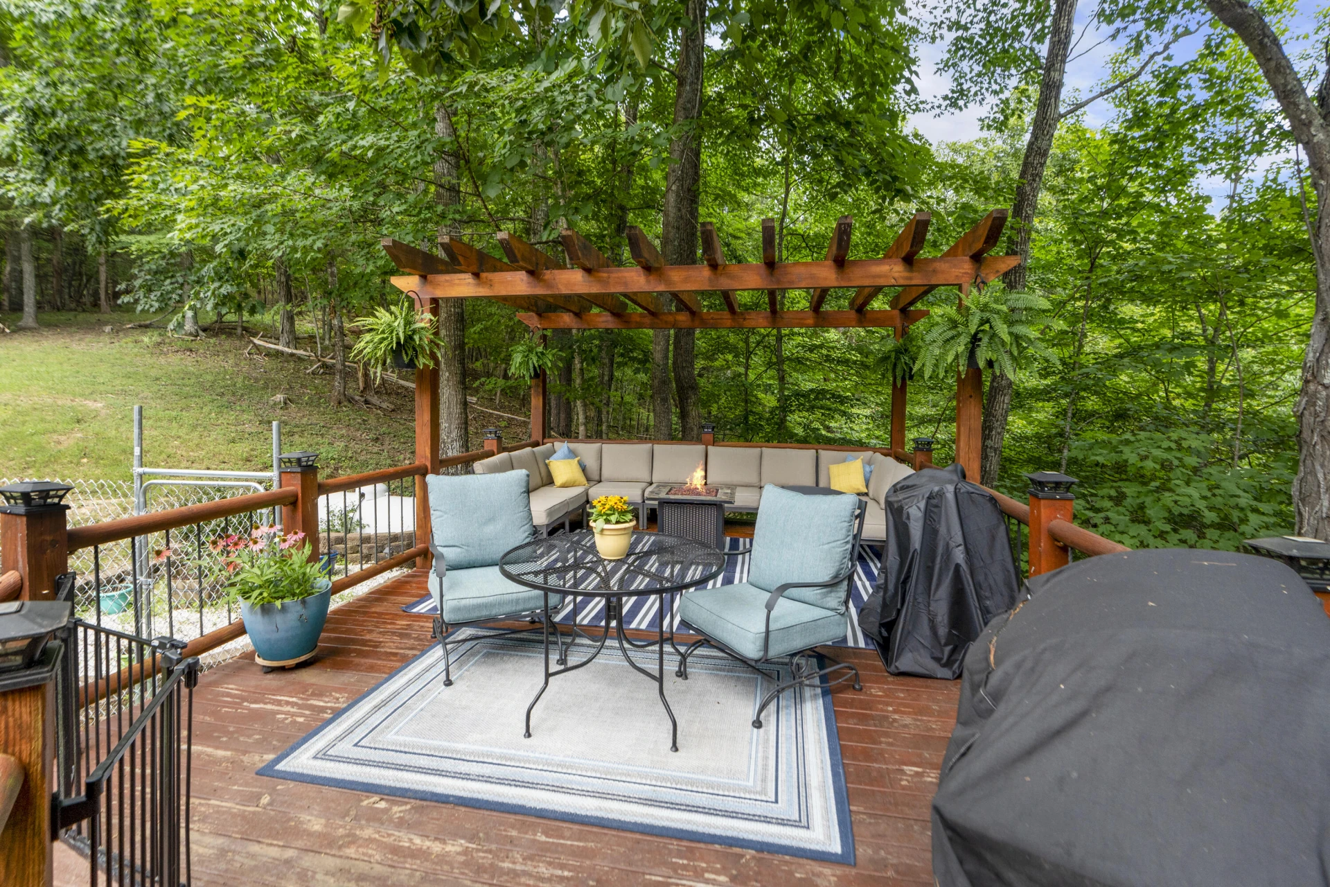 440 Hollow Ln - Photo 10