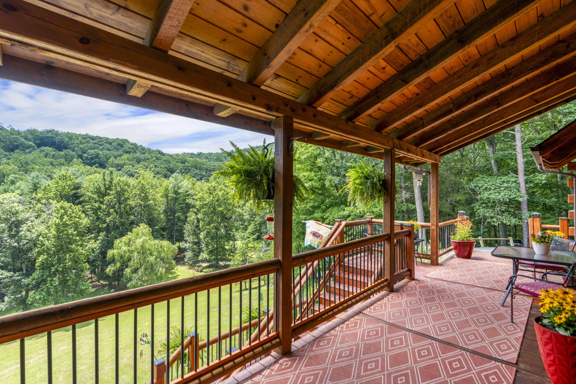 440 Hollow Ln - Photo 16