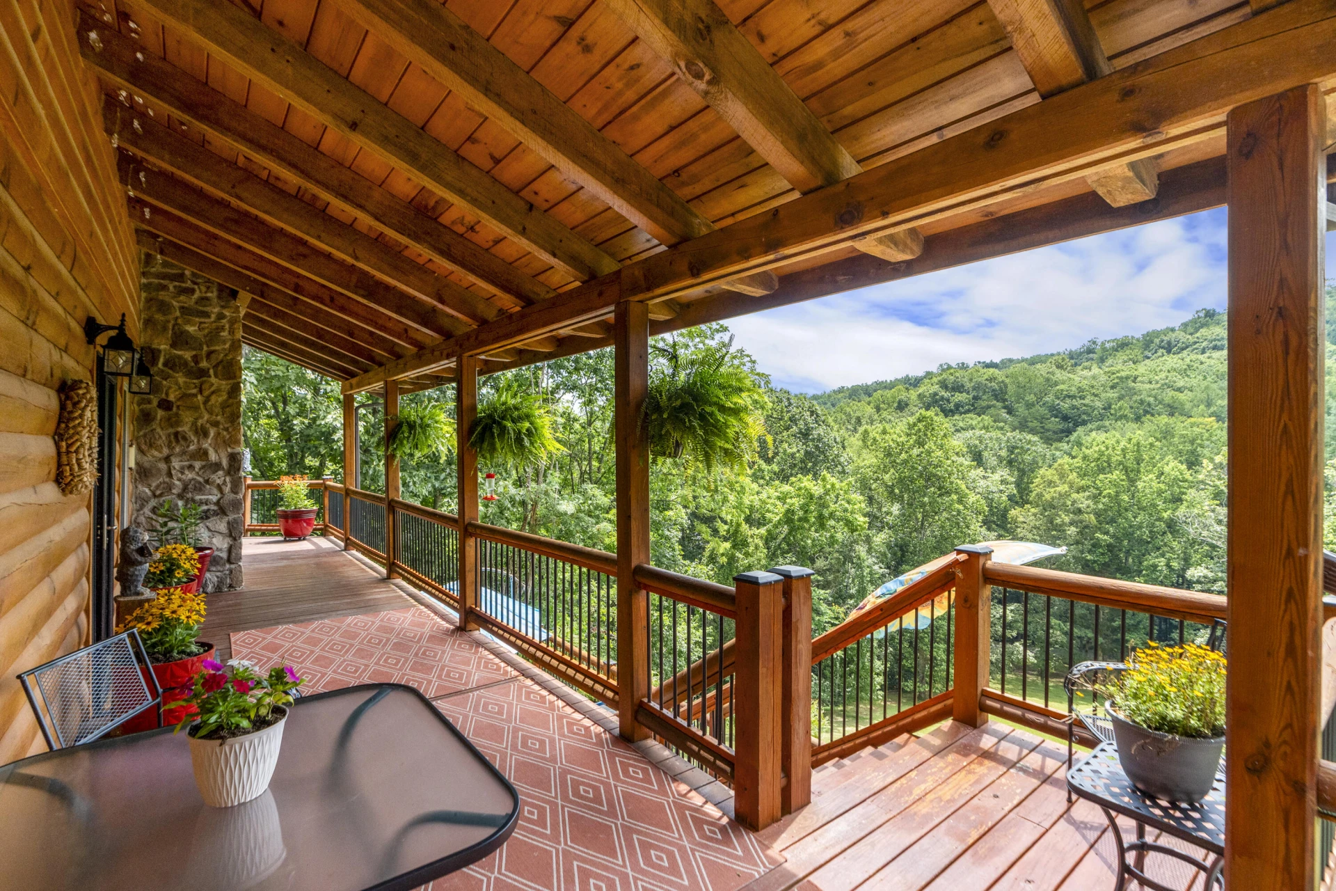 440 Hollow Ln - Photo 18