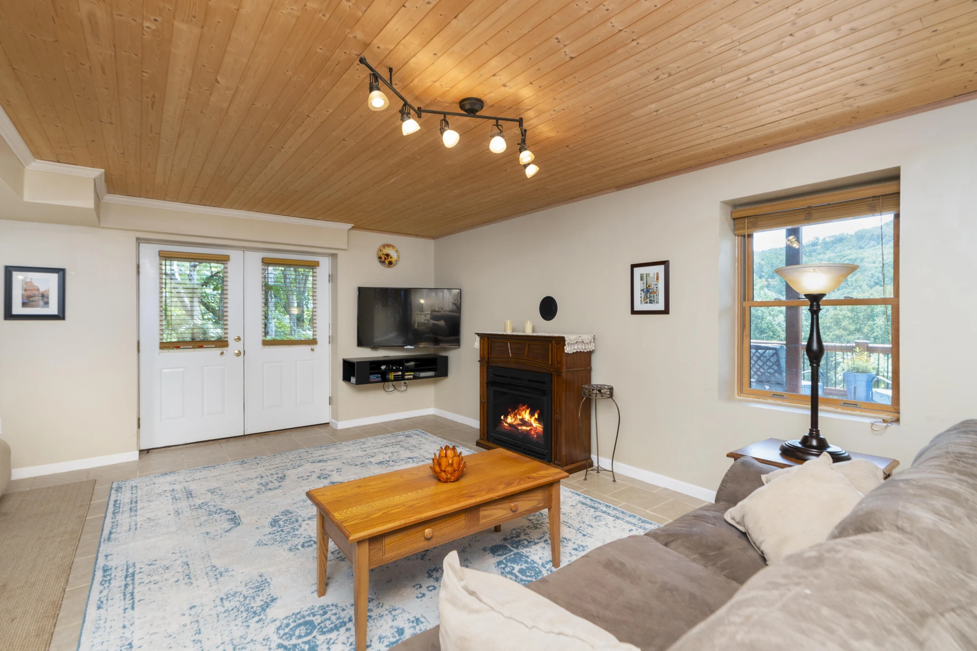 440 Hollow Ln - Photo 41