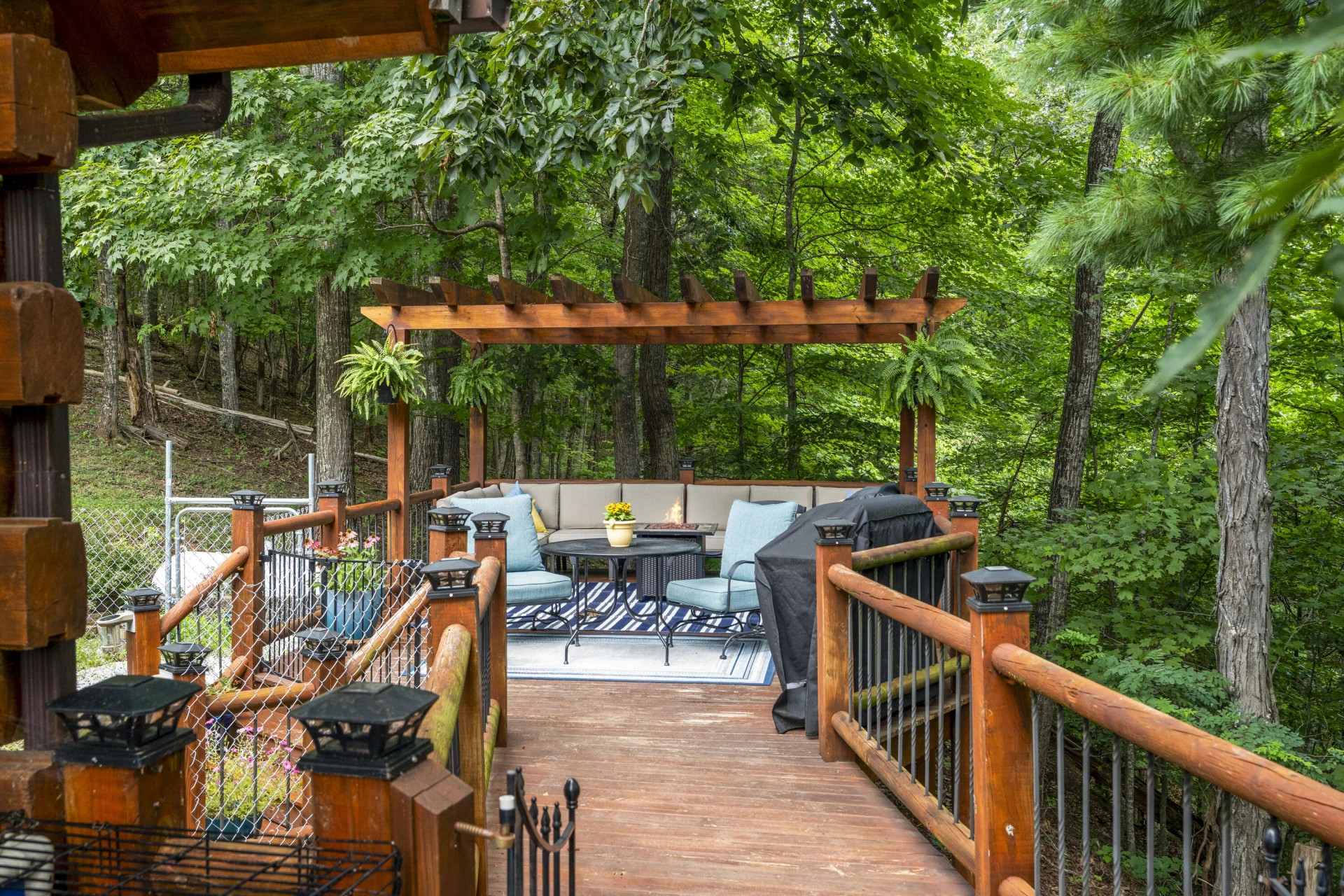 440 Hollow Ln - Photo 9