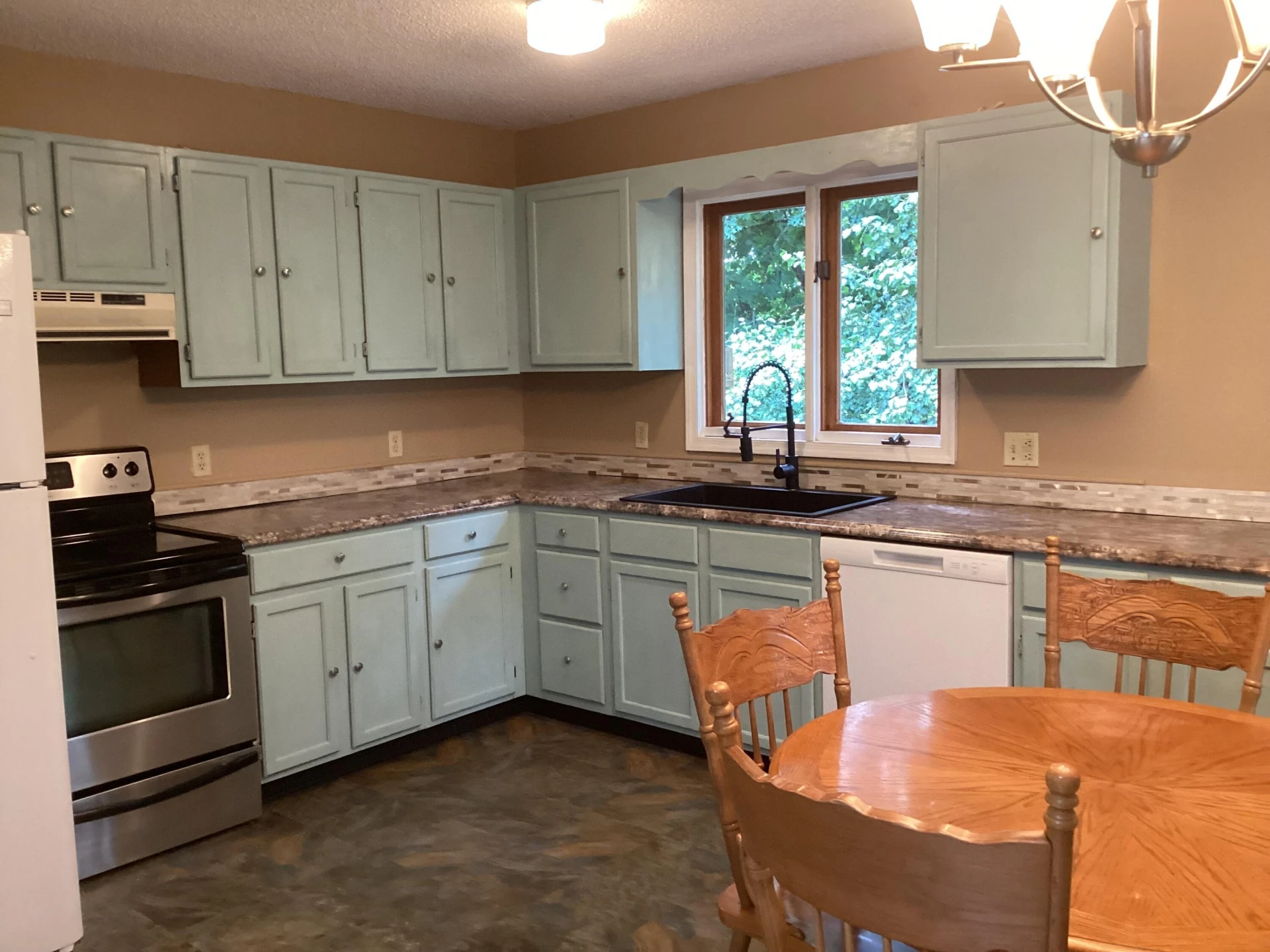 1735 Pine Ave - Photo 15