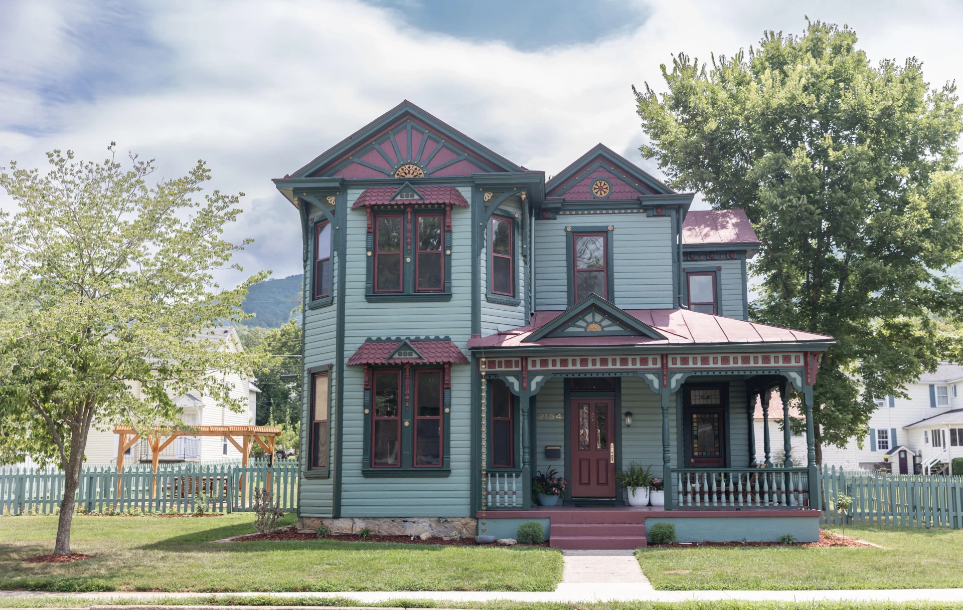 2154 Chestnut Ave