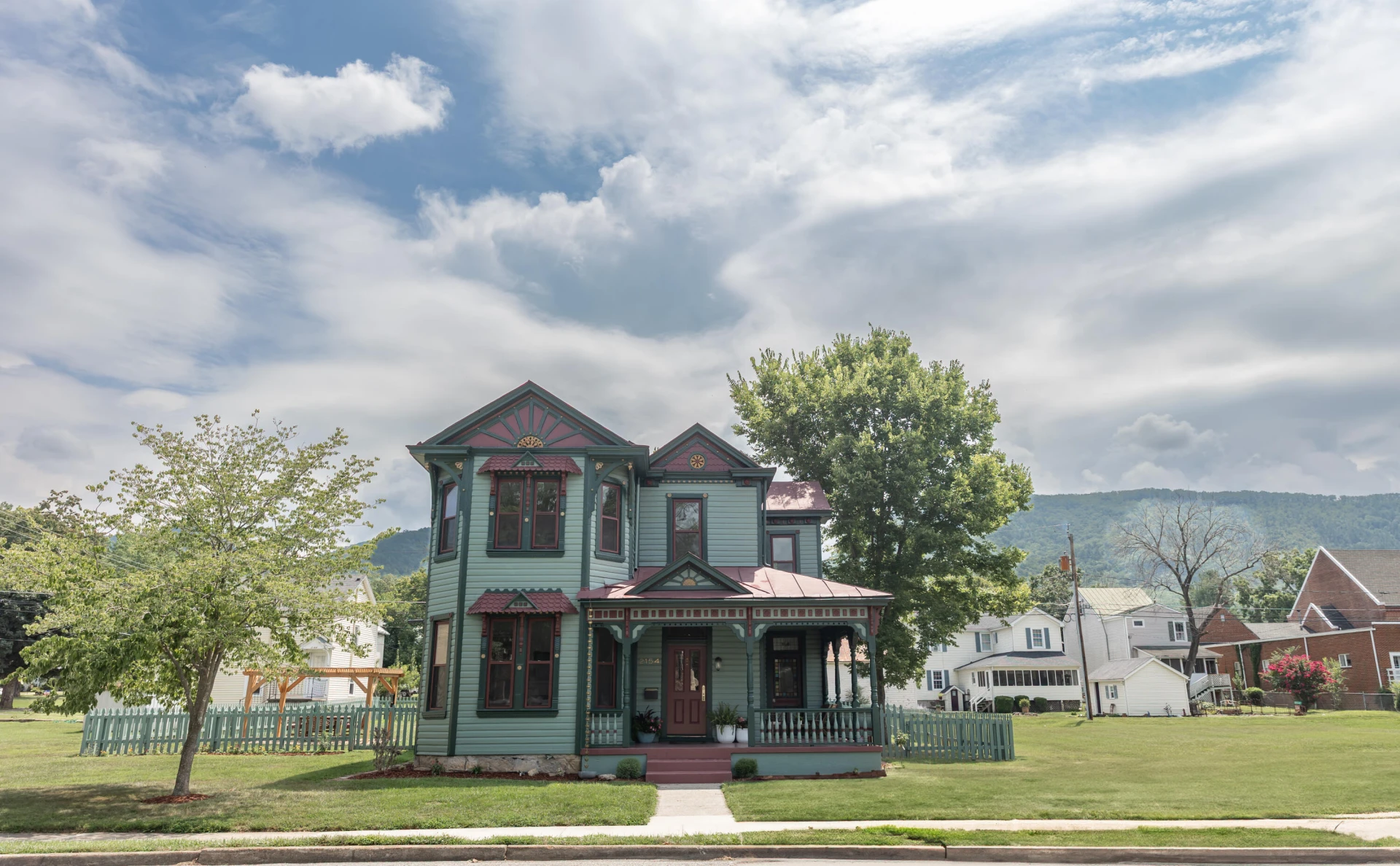2154 Chestnut Ave - Photo 3