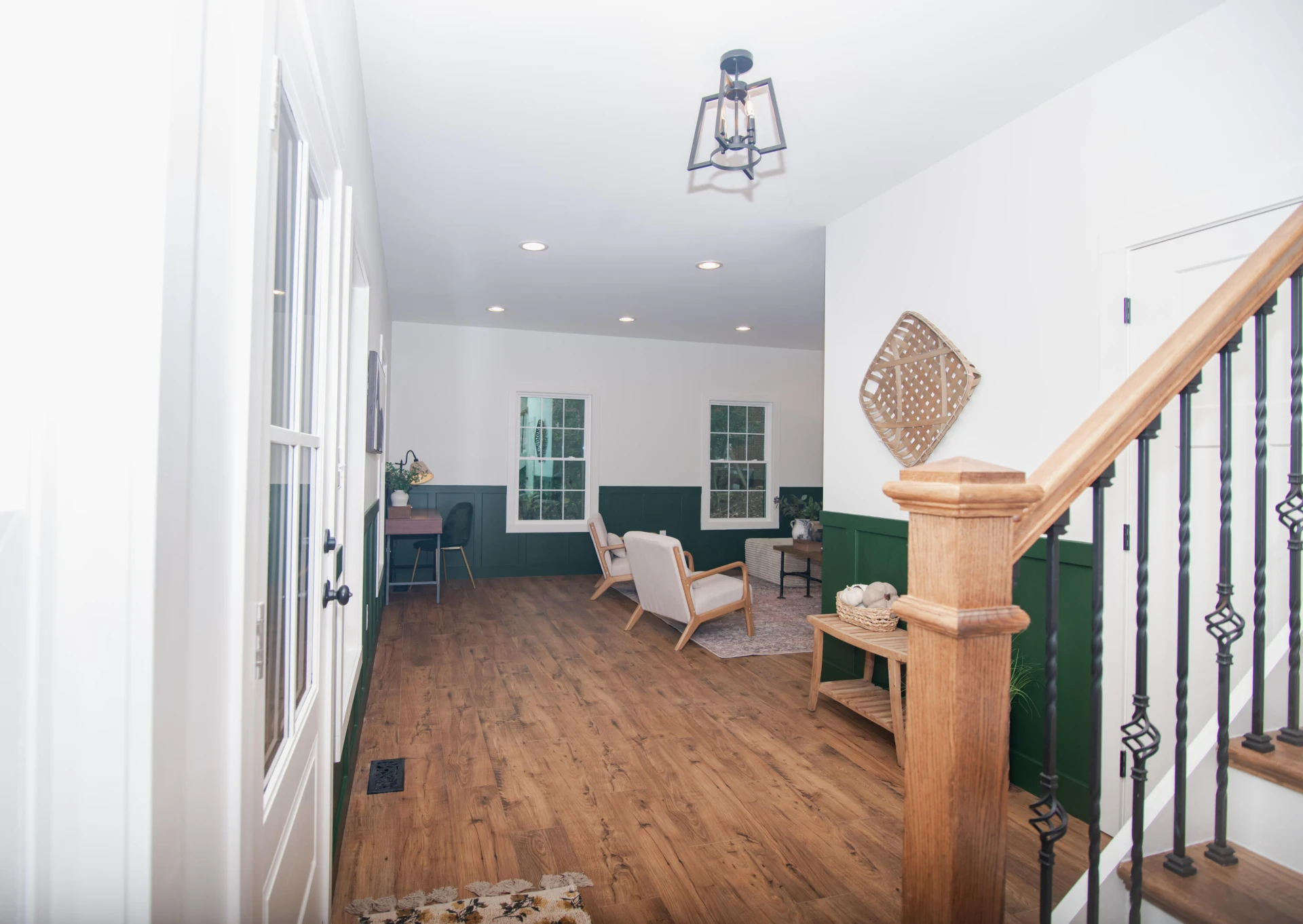 2444 Laurel Ave - Photo 18