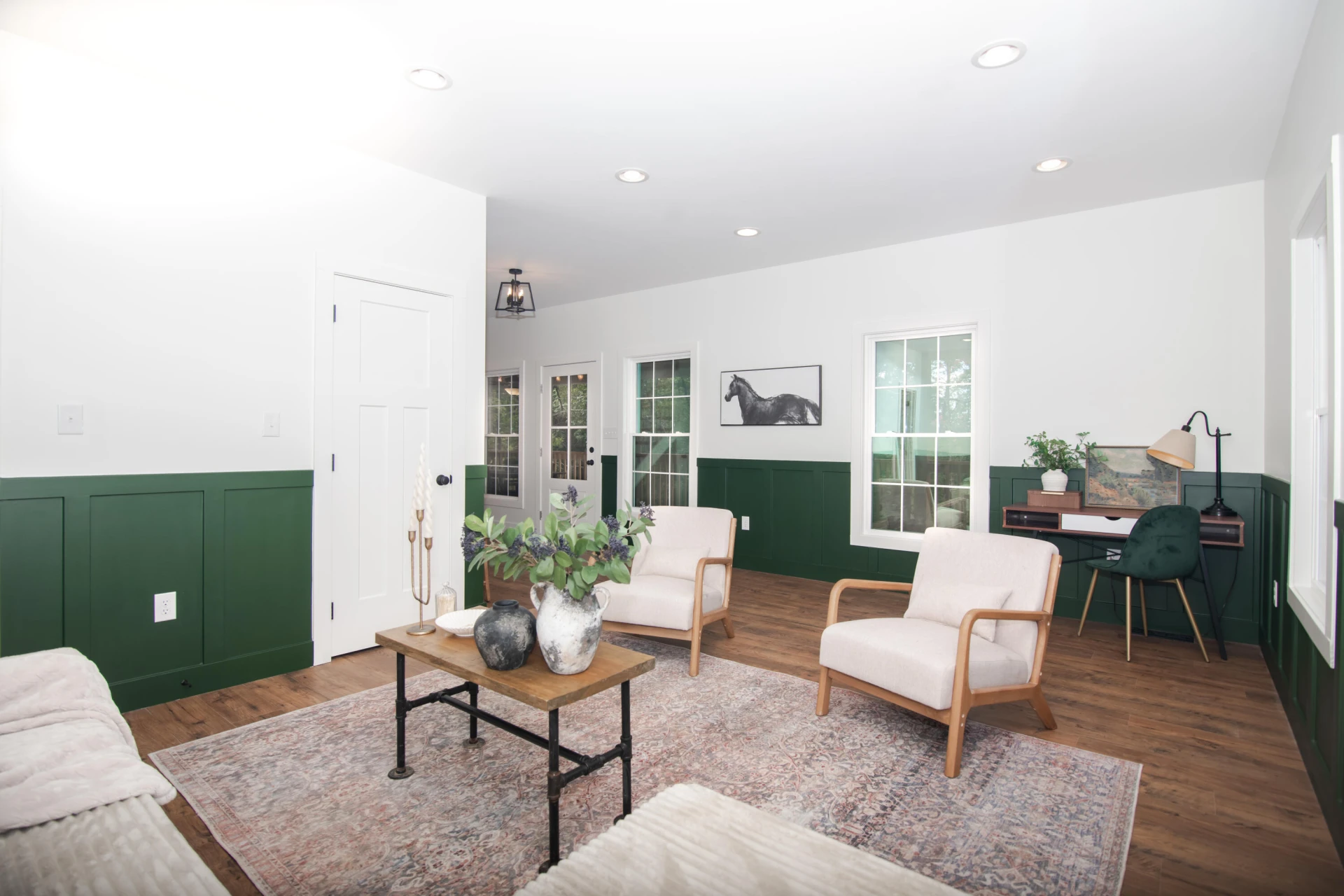2444 Laurel Ave - Photo 19