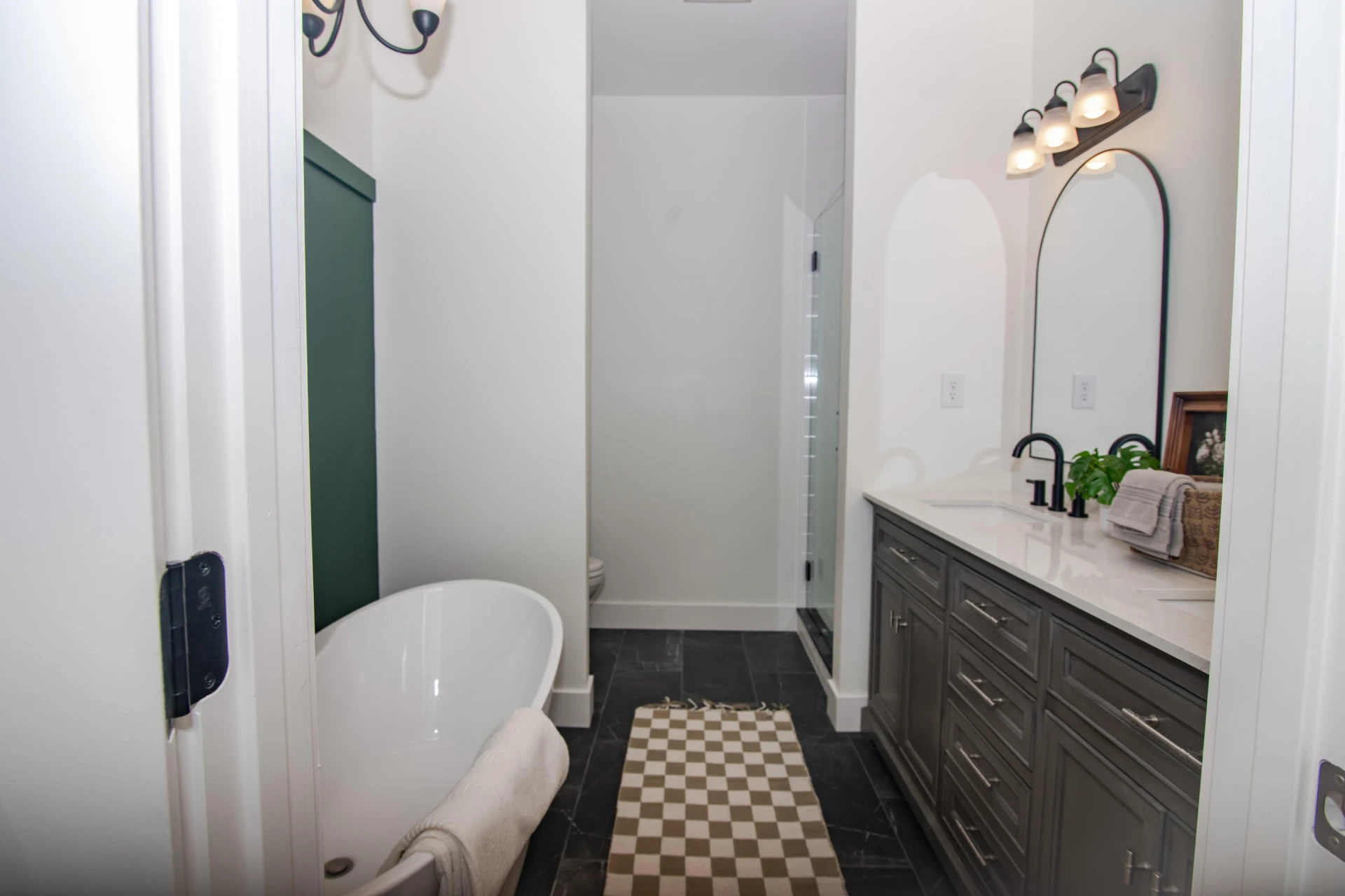 2444 Laurel Ave - Photo 33