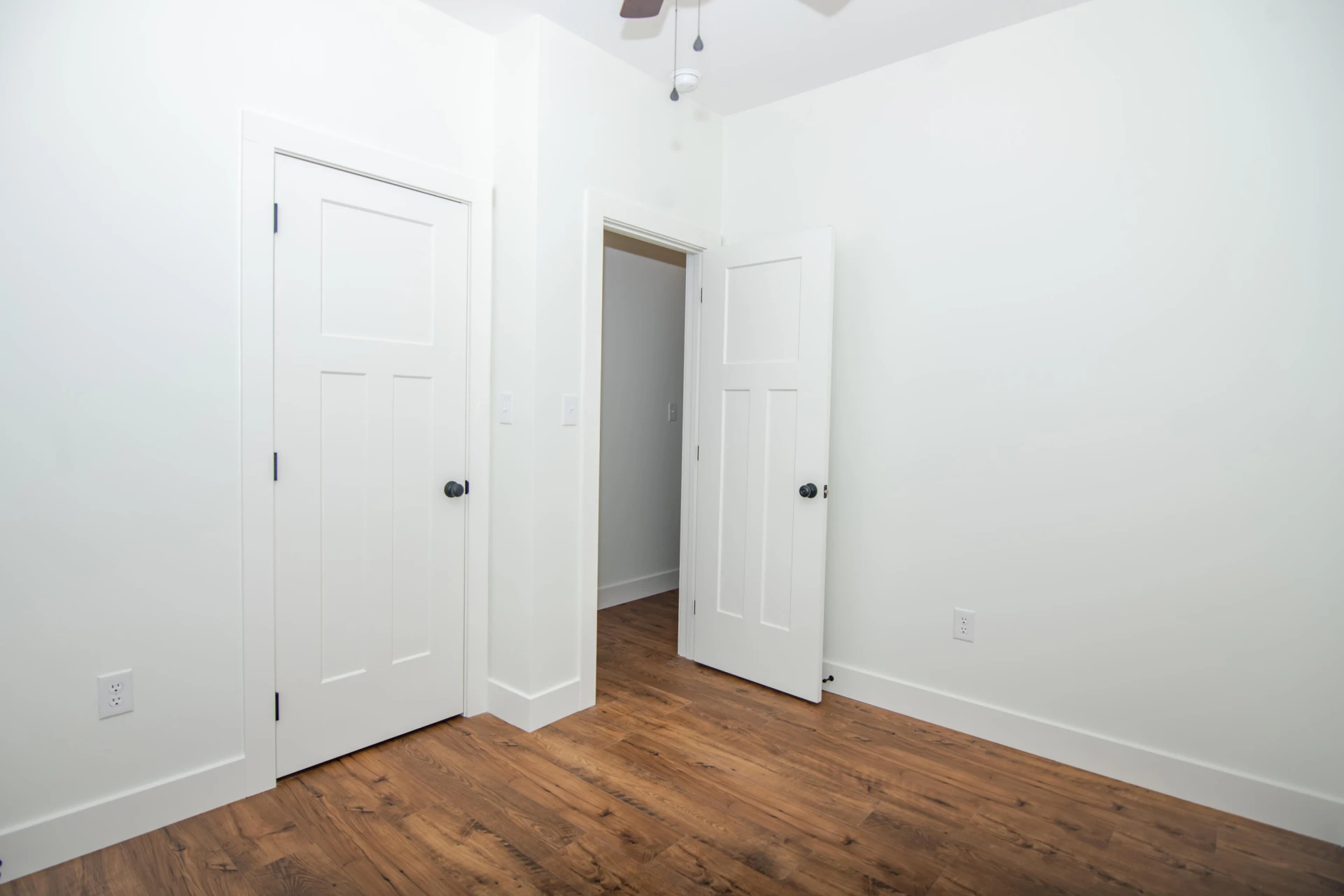 2444 Laurel Ave - Photo 39