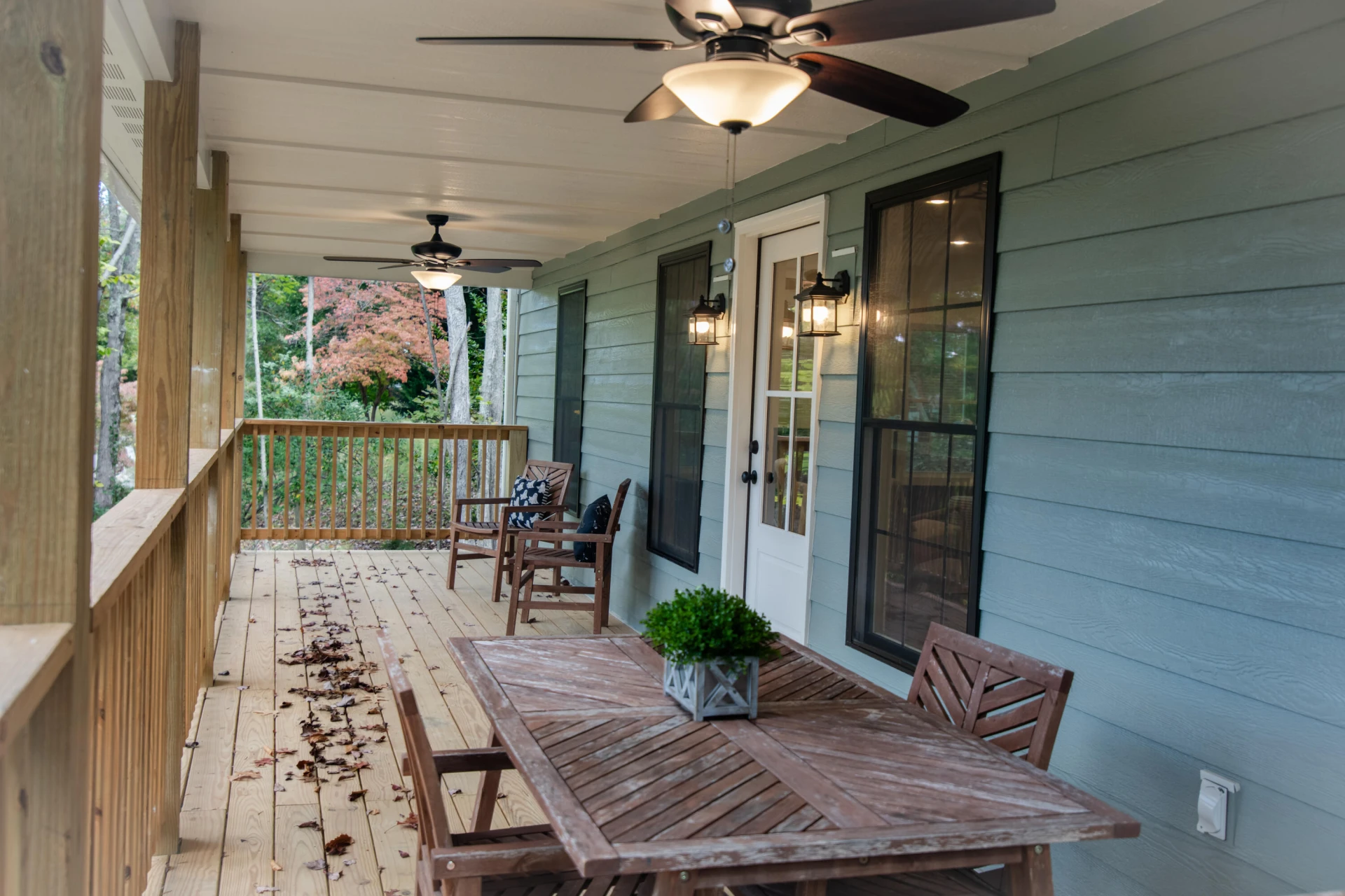 2444 Laurel Ave - Photo 4