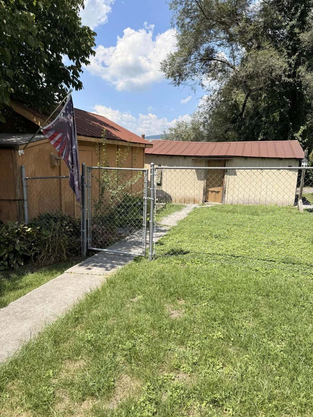 310 E Hazel St - Photo 16