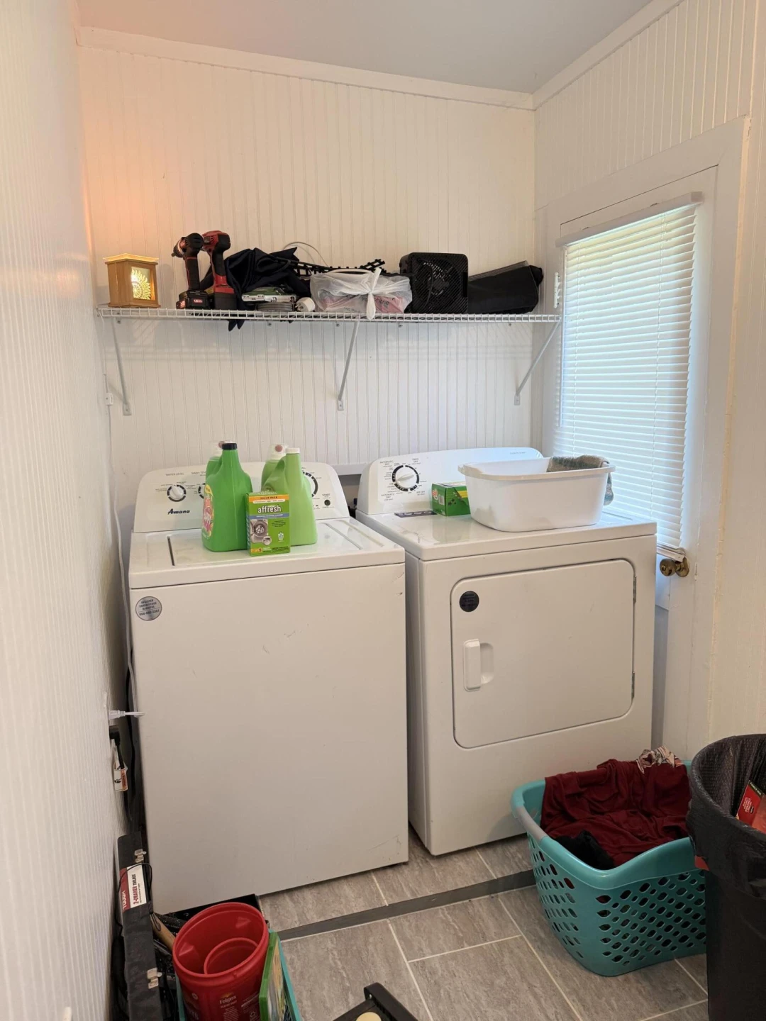 310 E Hazel St - Photo 9