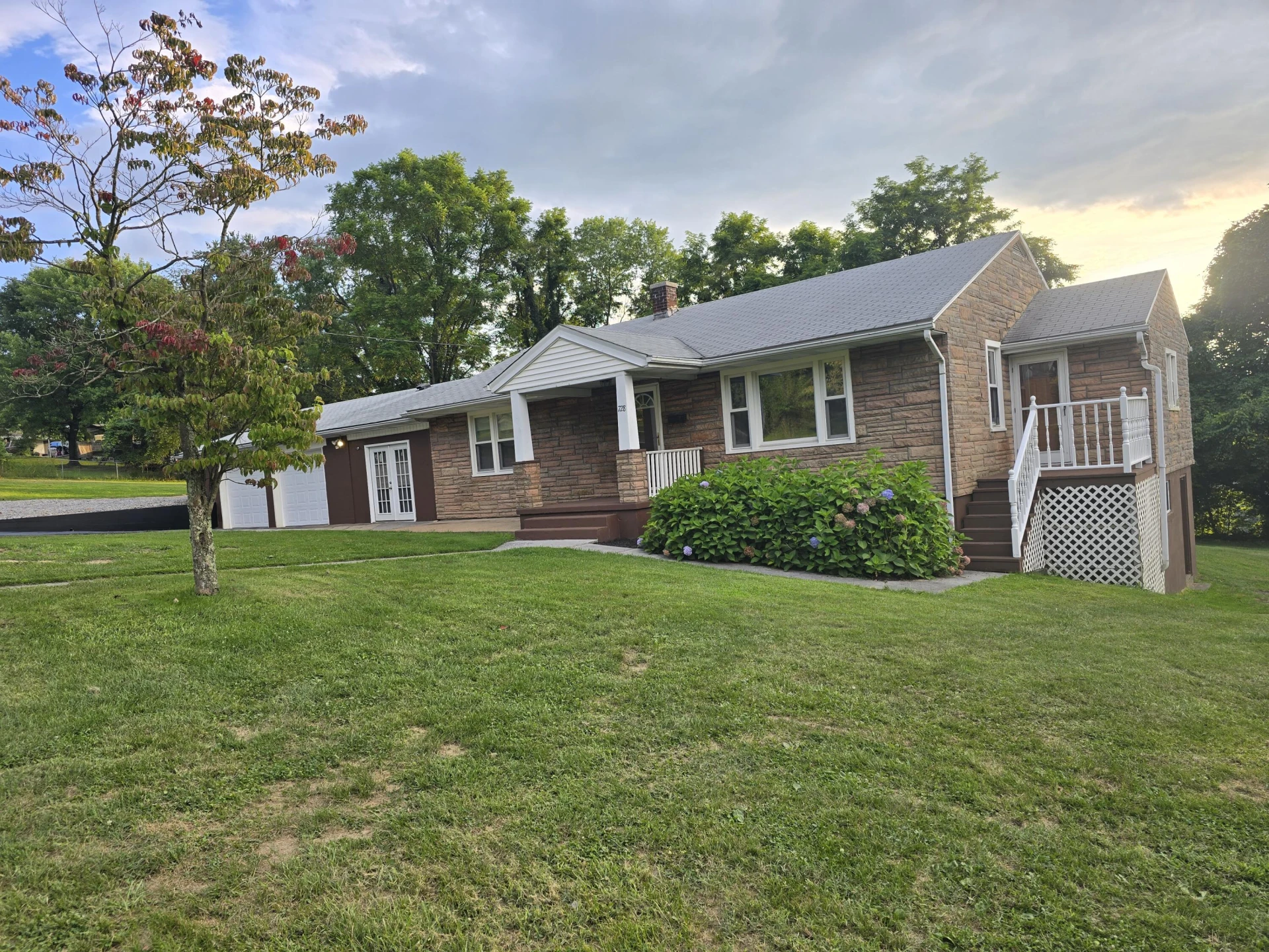 728 N Augusta Ave - Photo 31