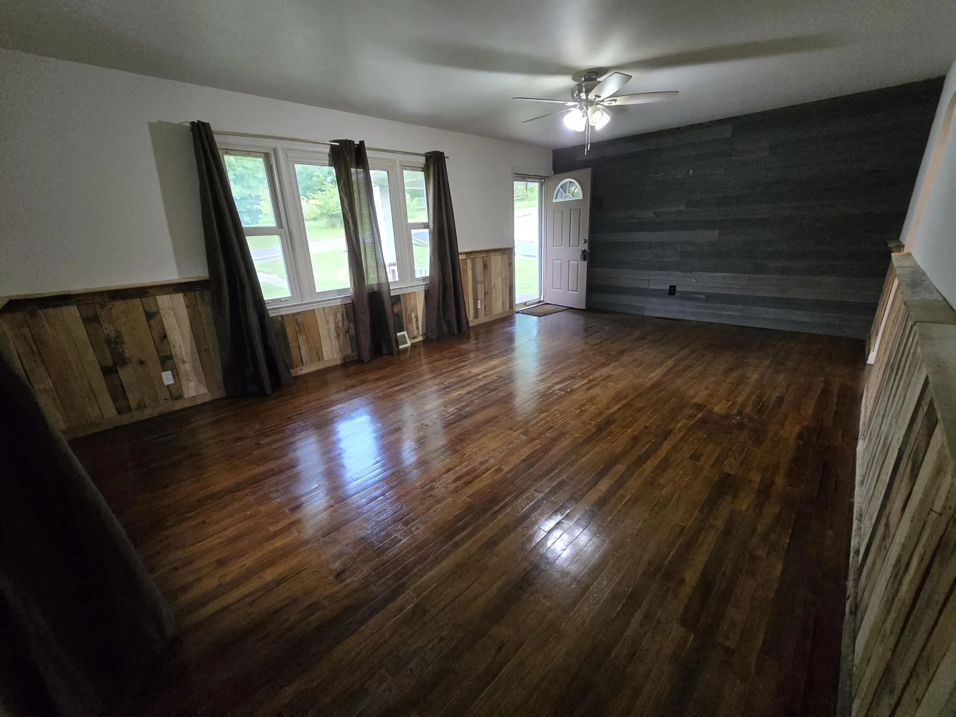 728 N Augusta Ave - Photo 4
