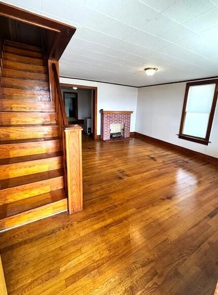 226 E Oak St - Photo 2