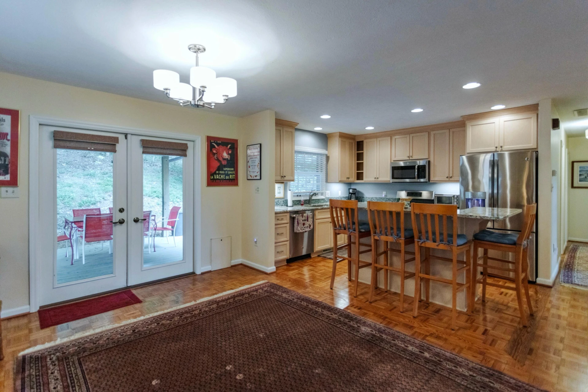 110 McCormick St - Photo 16