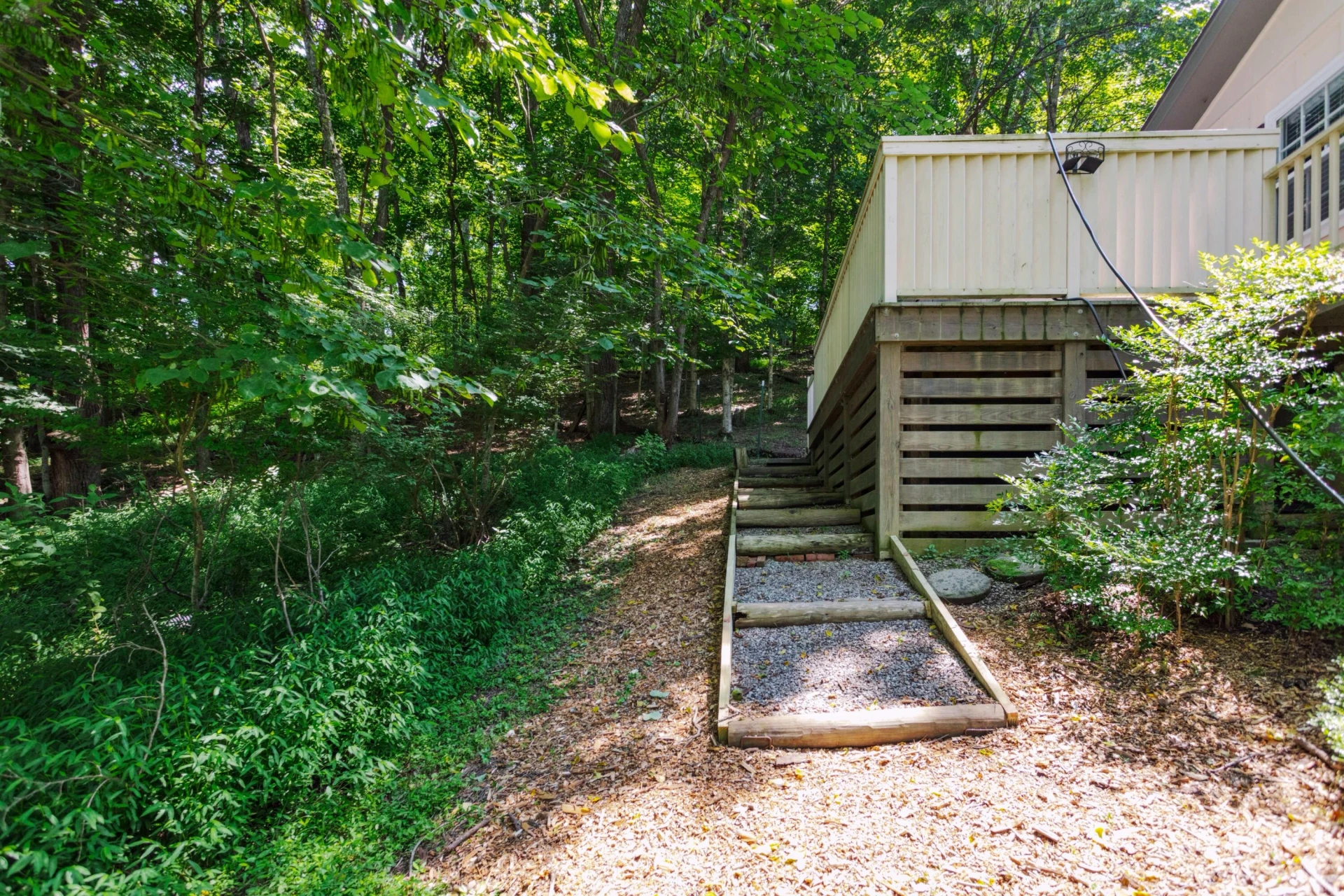 110 McCormick St - Photo 43