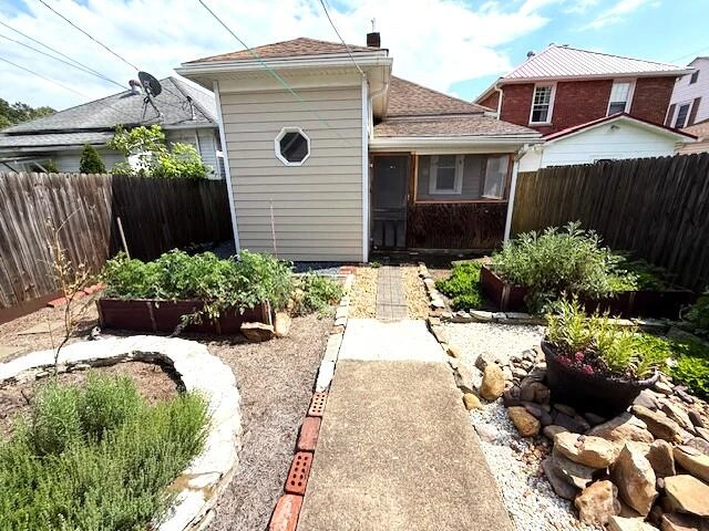 508 Court St - Photo 20