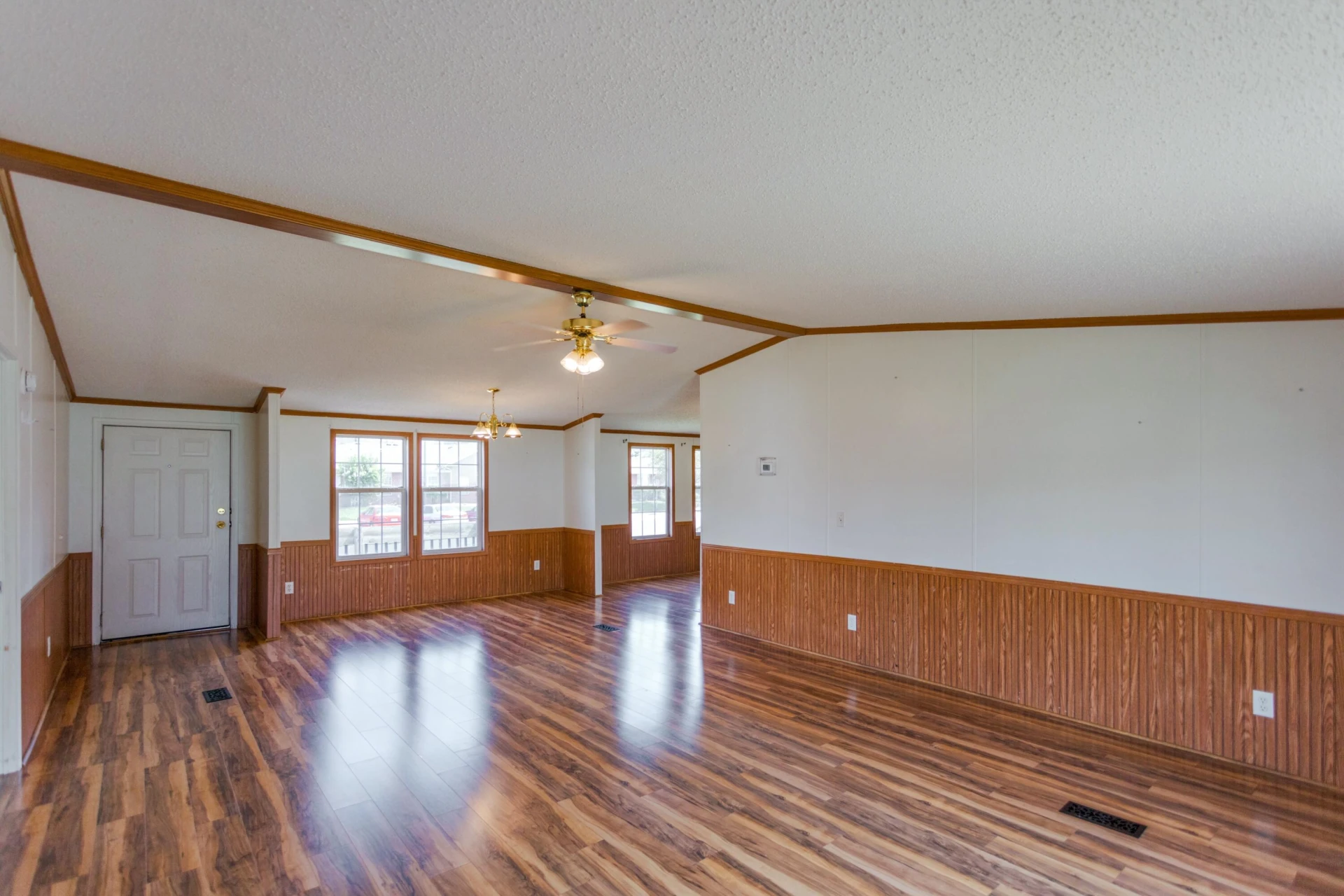 736 Anderson St - Photo 7