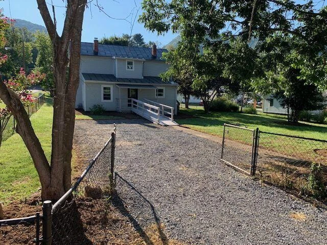 2275 Cedar Ave - Photo 15